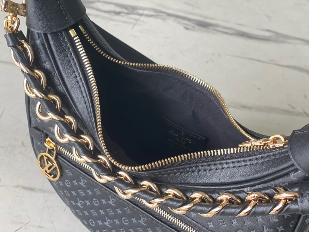 0C5F6476-6224-495B-9182-5B32AE0B18AA