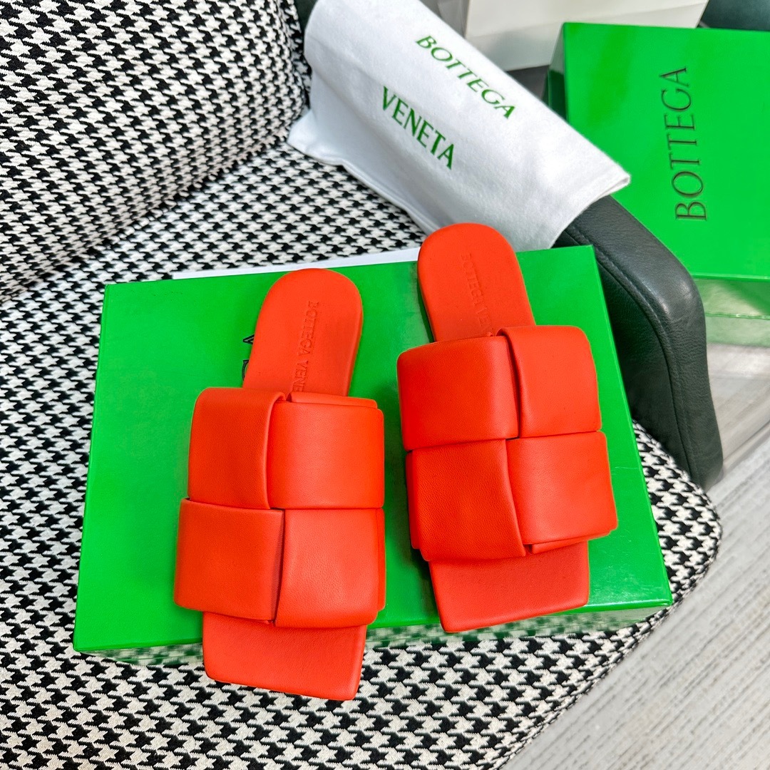 2A3DE376-9215-438C-9E0E-7219E481D633