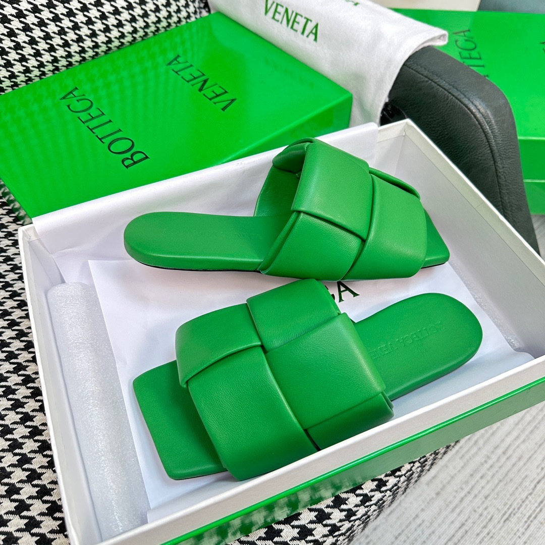 A823D0A9-B50A-4E93-99AB-FF159131DF50