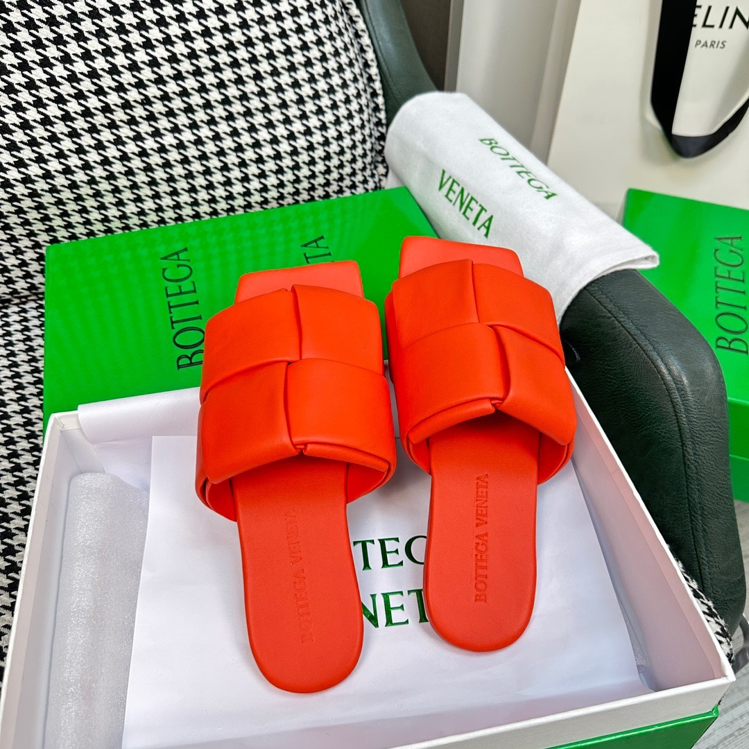 CF95A7A2-7F66-45CD-A3FE-B90312213BEE