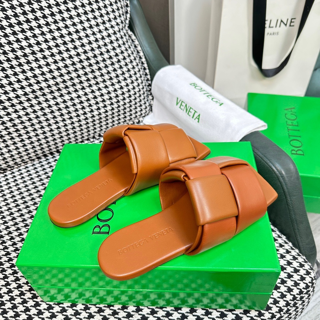 A64A4A8E-9461-4FBE-9765-EF990C1F112C