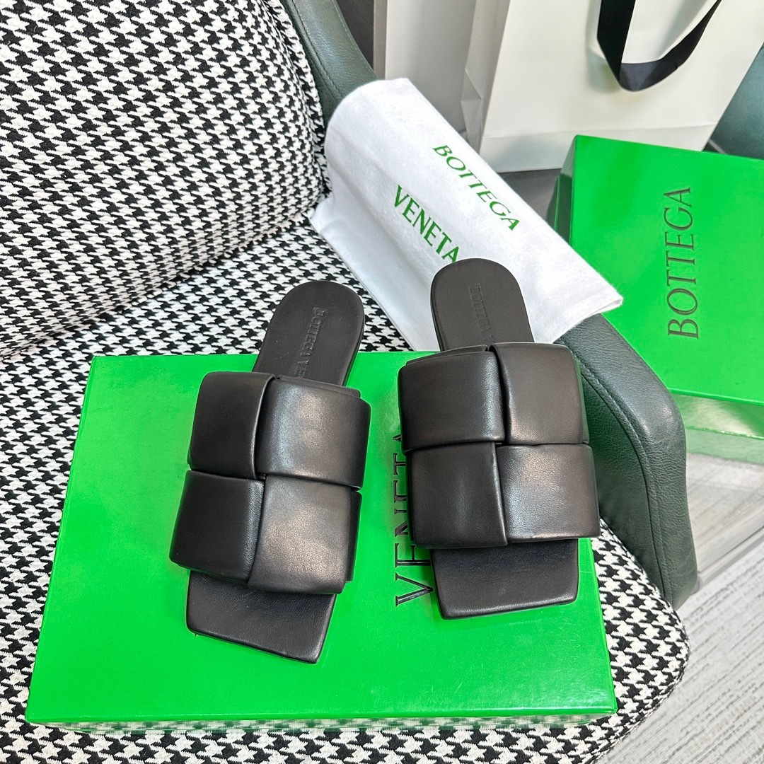 A182E762-21B6-4635-8189-A73B869C5555