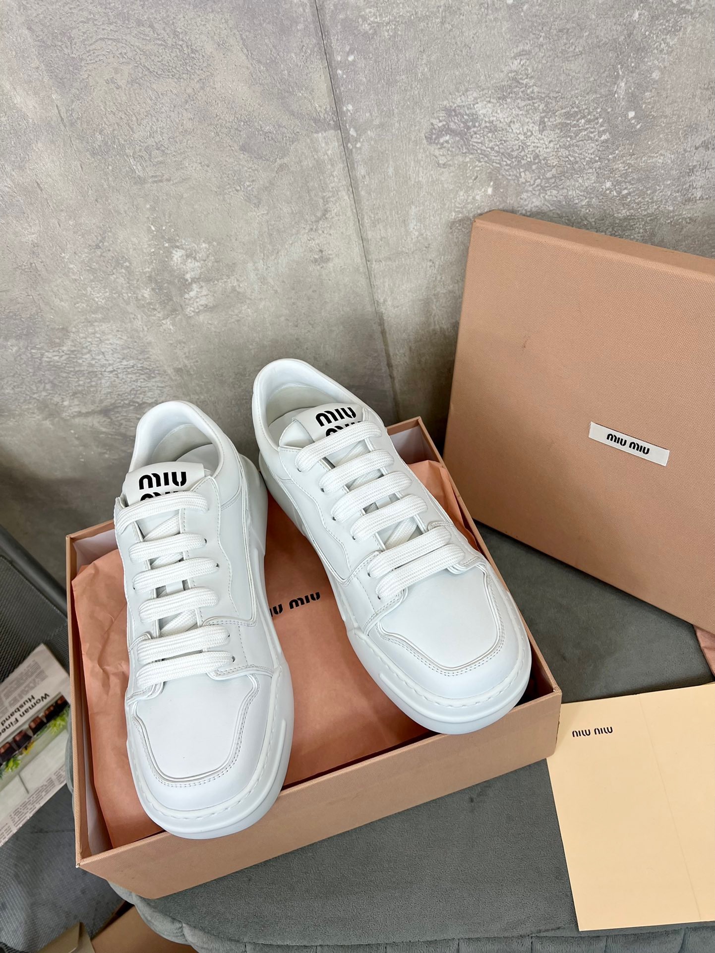 68EDFF00-2987-4210-B058-00C6614DDDBE