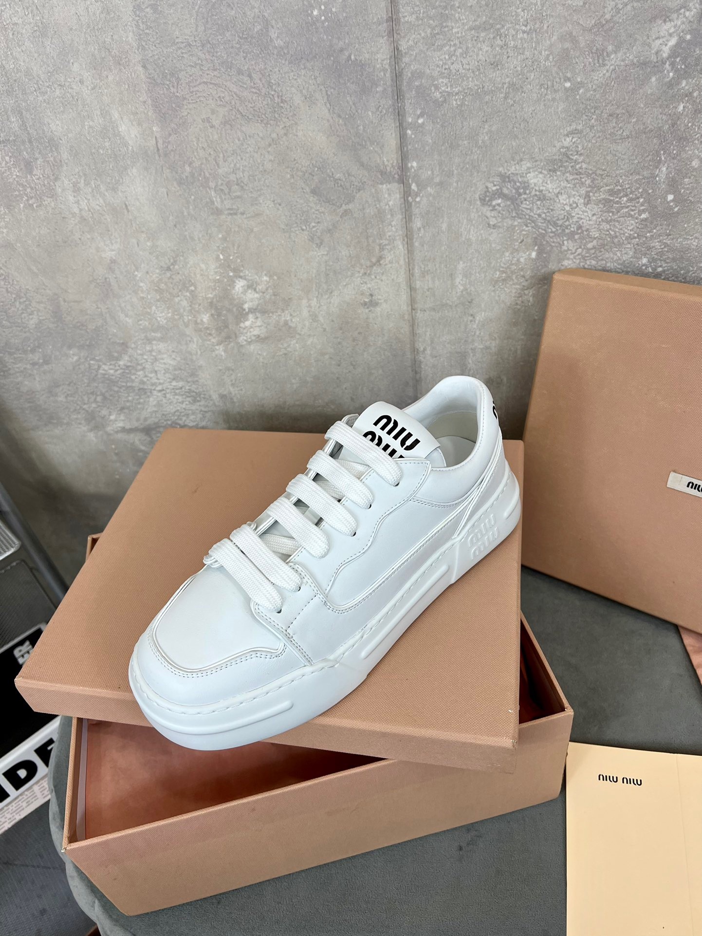 BFD65036-DCC9-47C7-9838-F3EBB77298FF