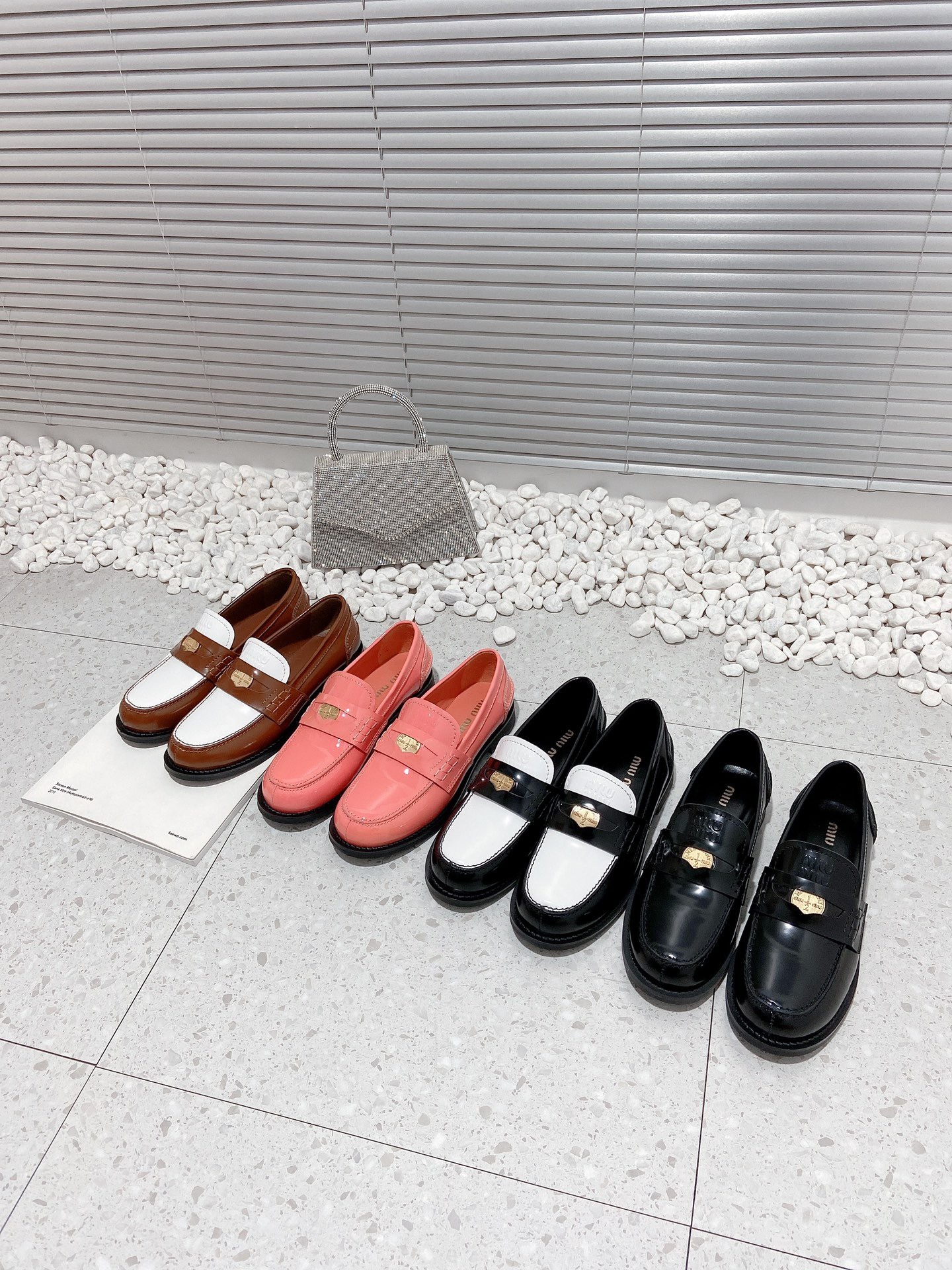 78FBFCCC-6D59-42E4-A2C5-EDFB089383BF