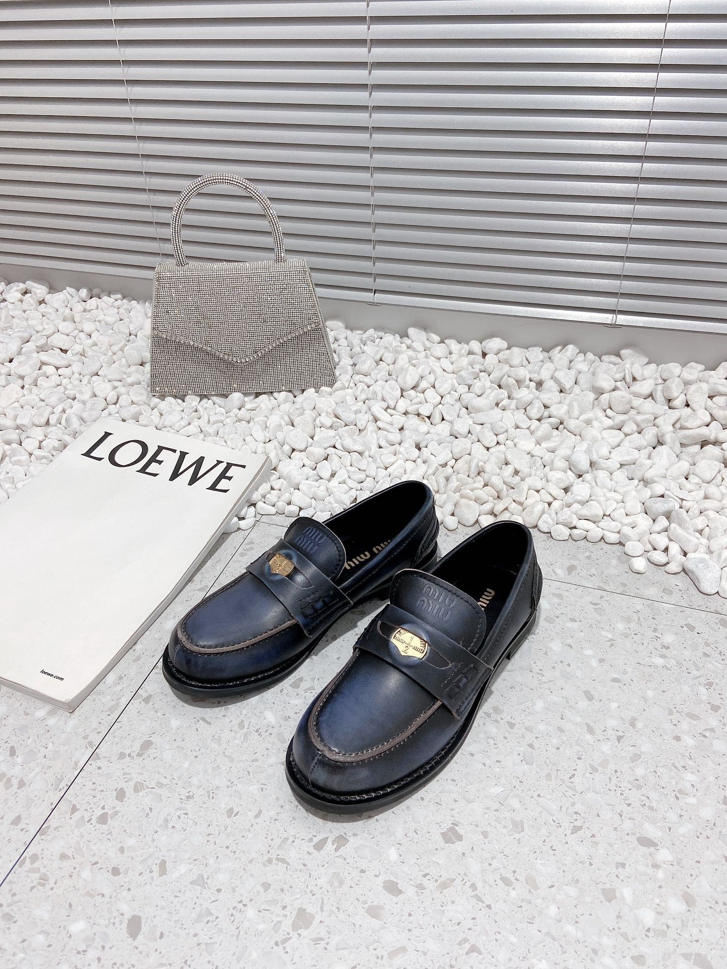 1C81DEAC-C408-473C-AF54-AB441F7A11CC