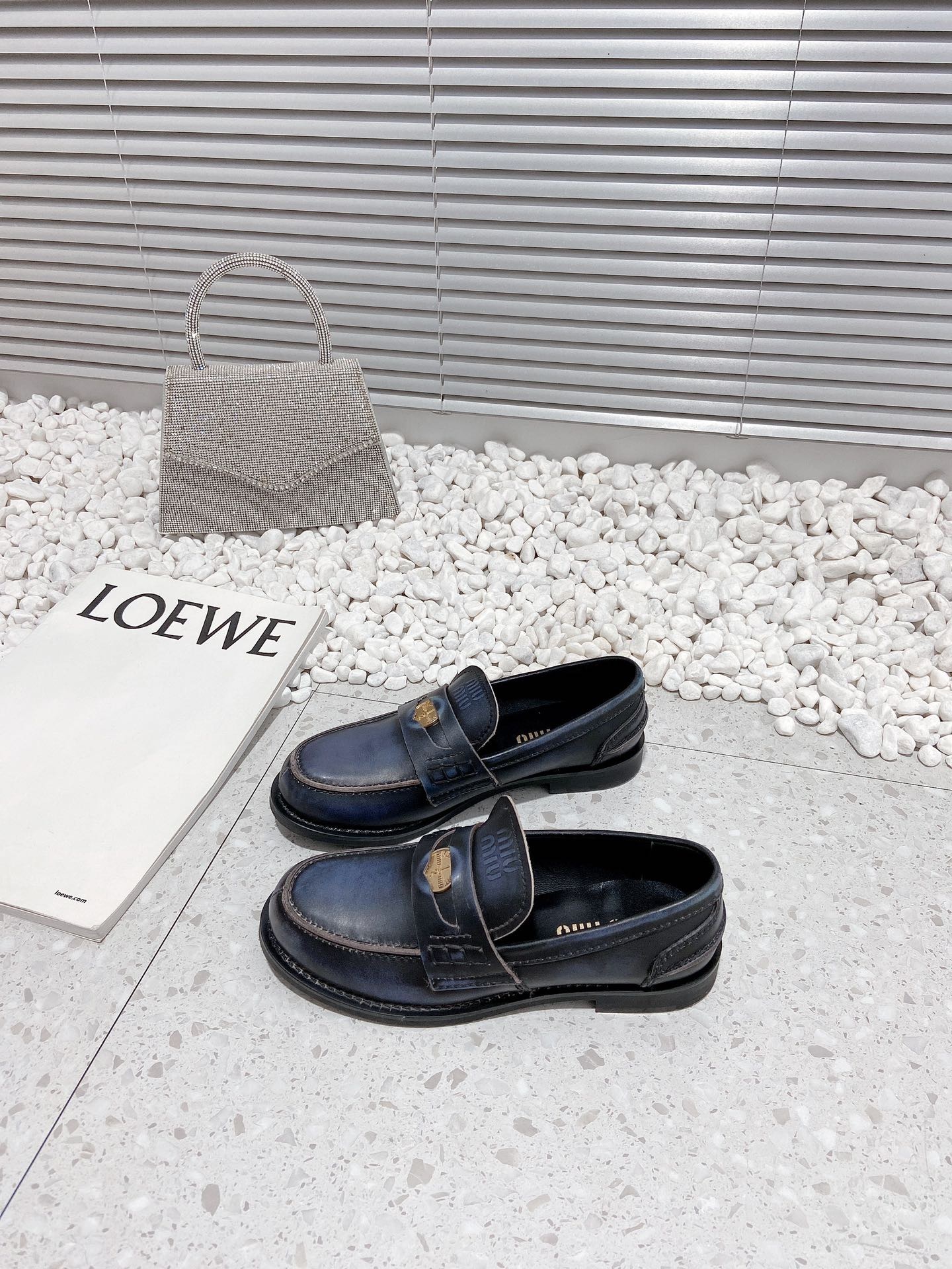 2746DD6B-2BD0-4DED-9D7D-17D16BB81E3D