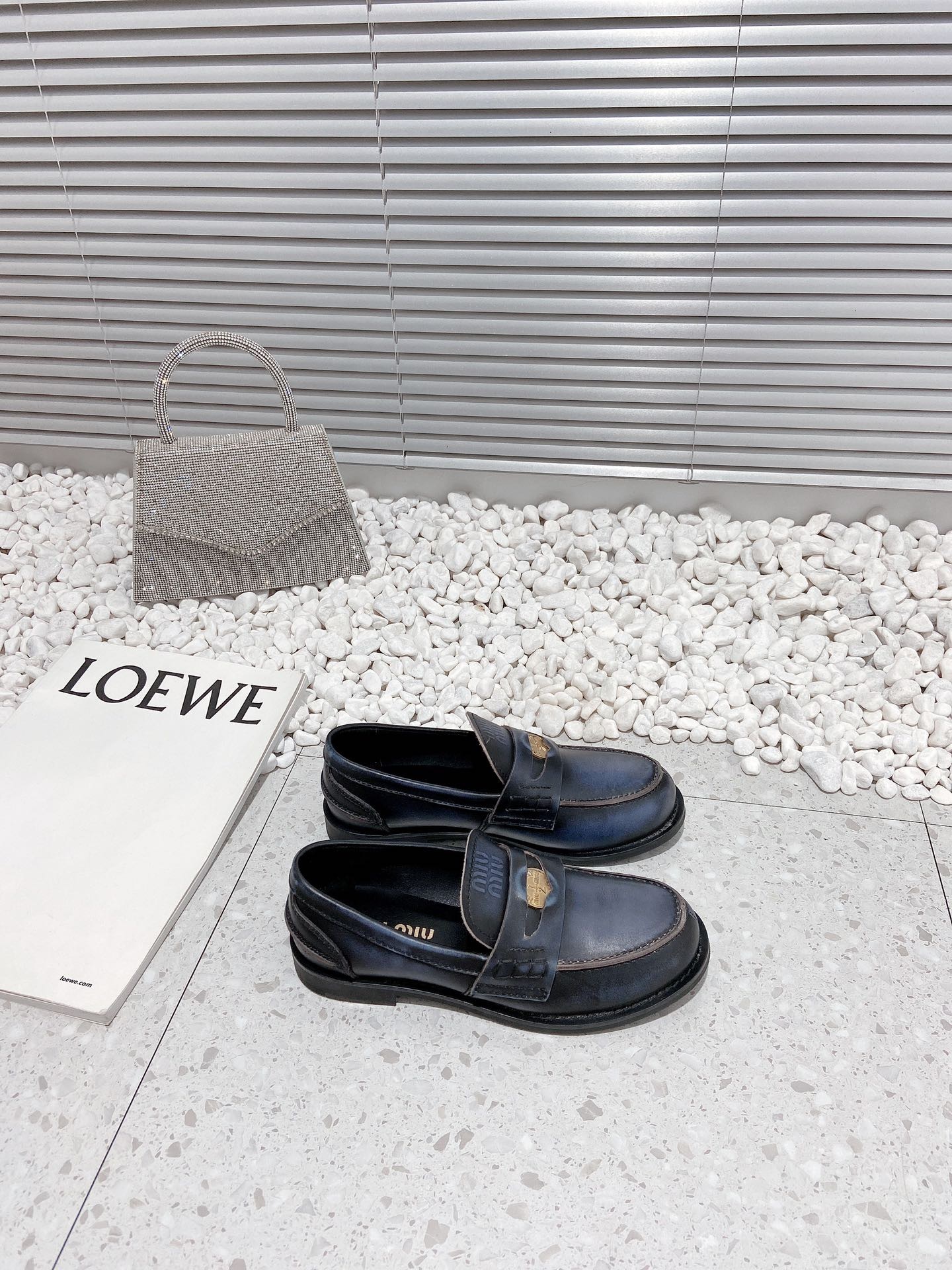 D2942626-9D14-4F10-B318-942A96A241A8