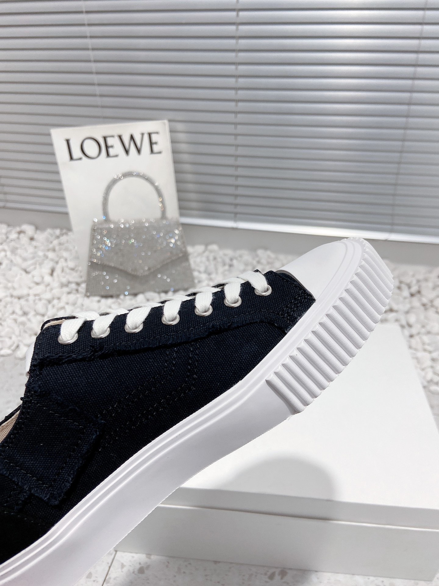 108B3C25-B6EC-4741-91A8-63A5401B0CFA