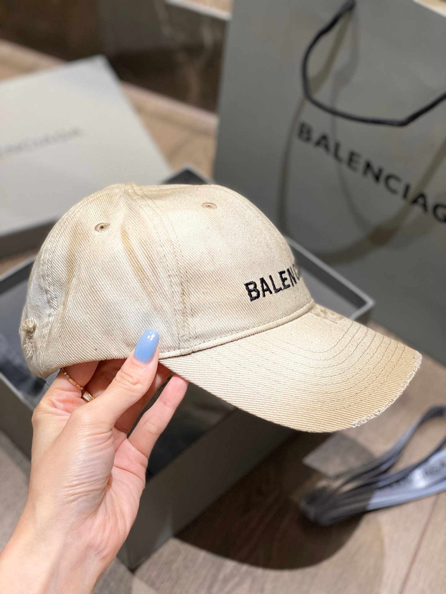 687431DF-A3CB-4784-9A1A-44A1CCD71DE1