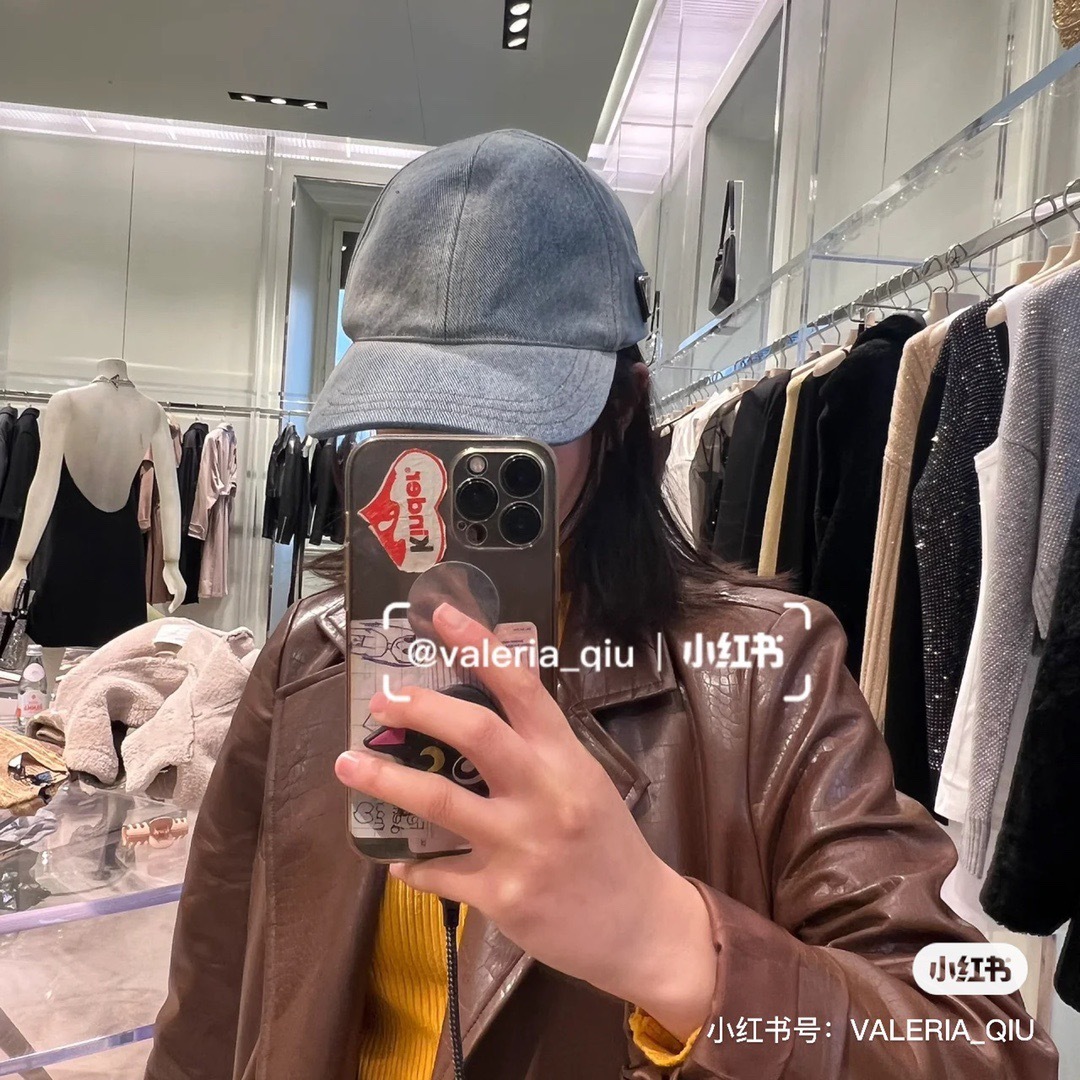 F2EA13D9-B5FA-4ED0-BB2E-03F94B311433