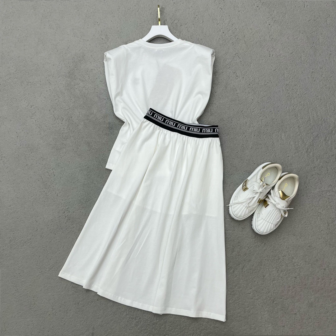 8E1AF33A-BE1B-4406-93EF-50D9684D73FB