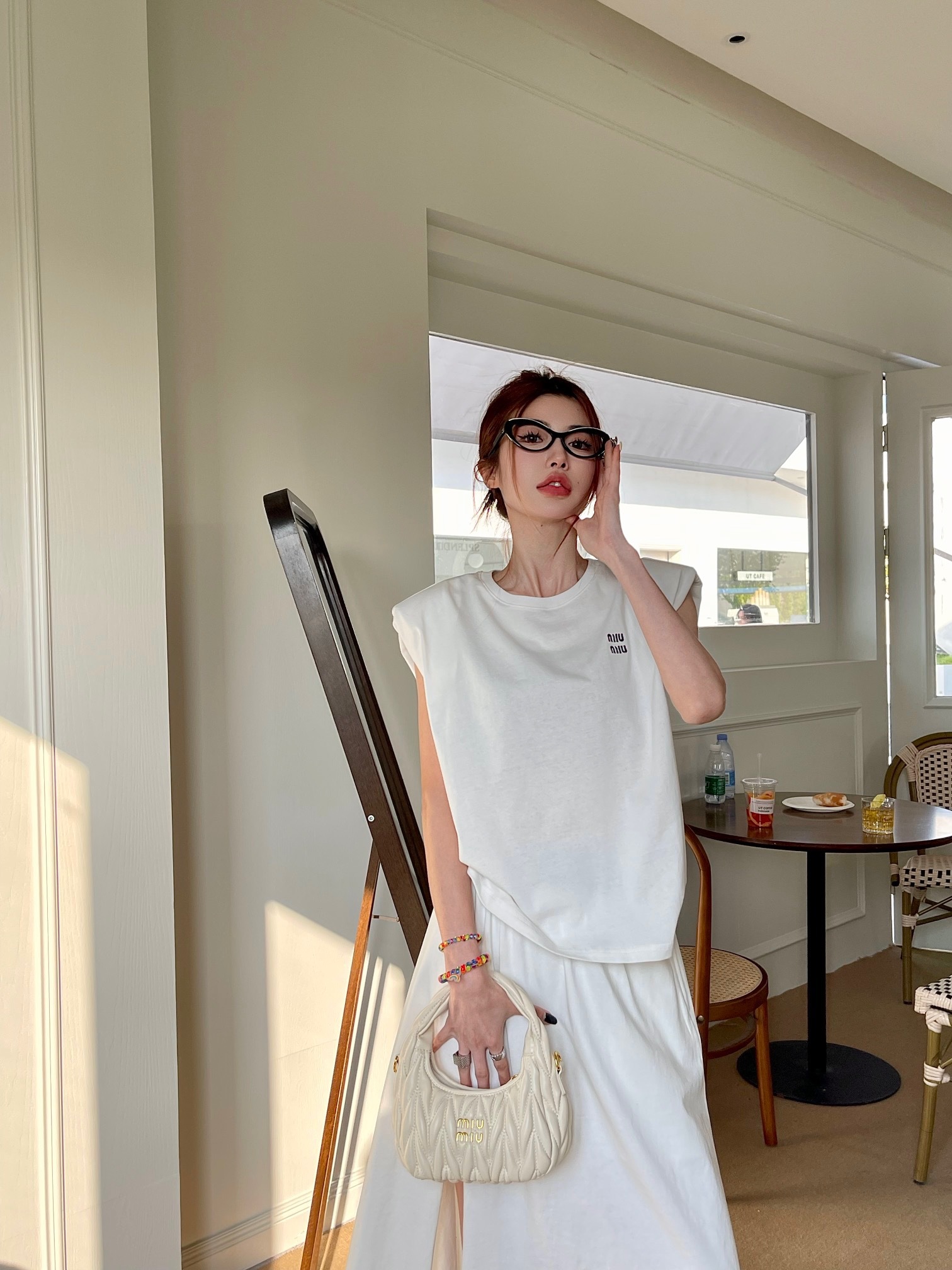 16C46CCA-439B-4C15-8AE5-4B0B5872D35A