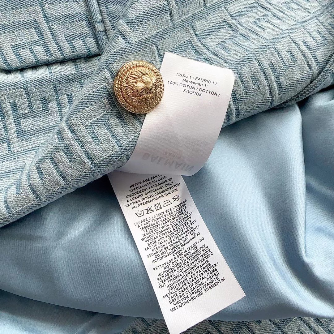 1D2BAB3B-4DAE-4783-A4D6-137A00CA7C09