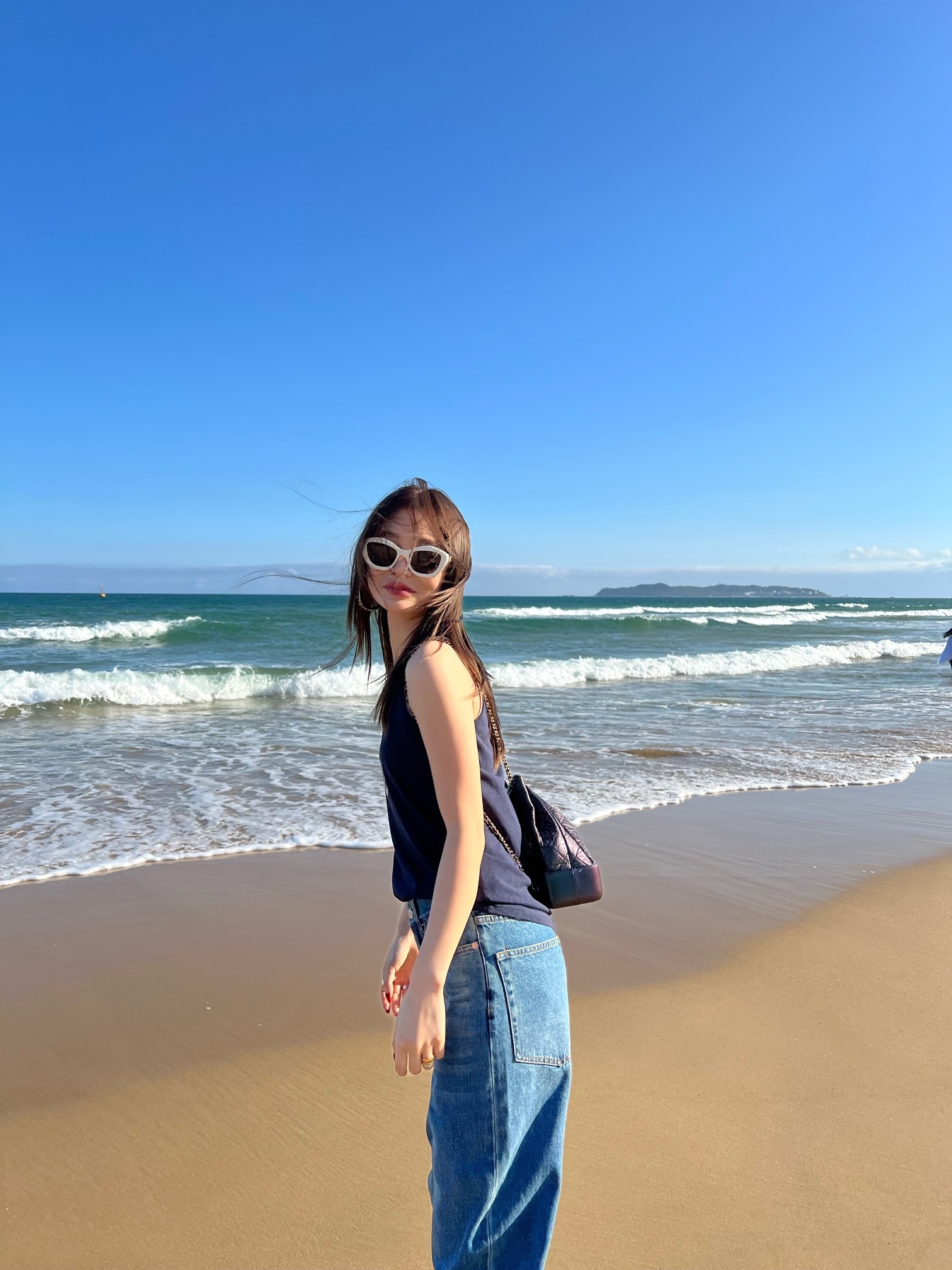 4BA0092E-37B8-4DD0-A19B-D1E0FC46F85E