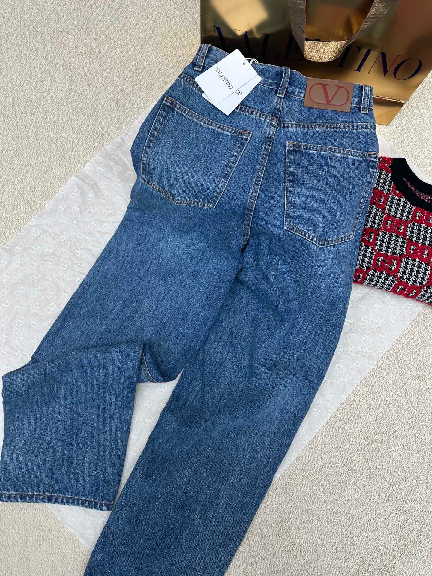 8CC48C1F-09E0-4D8F-B171-31D722E07F0F