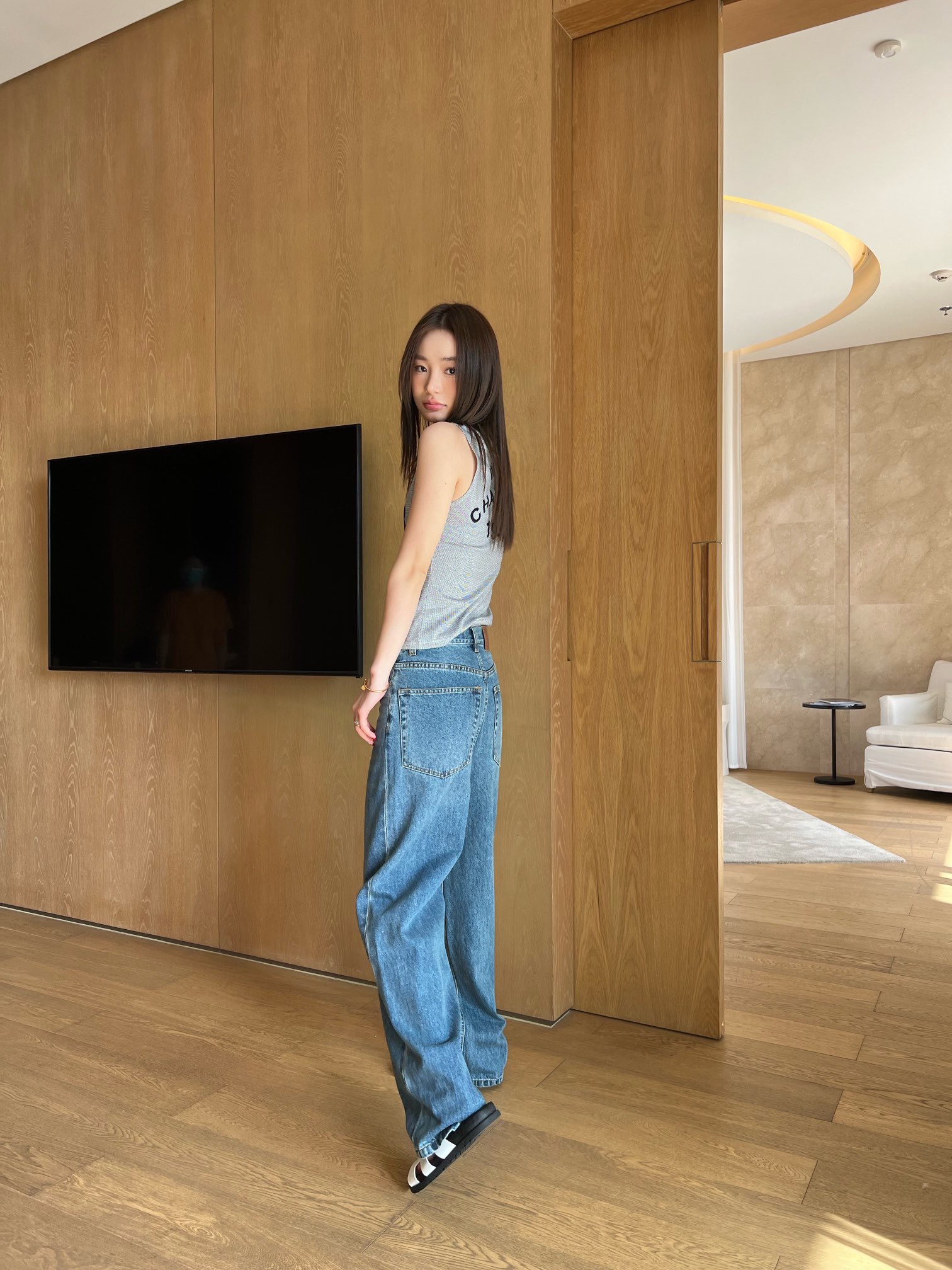 7AF57598-9134-48DC-9BDE-4E42D298A76D