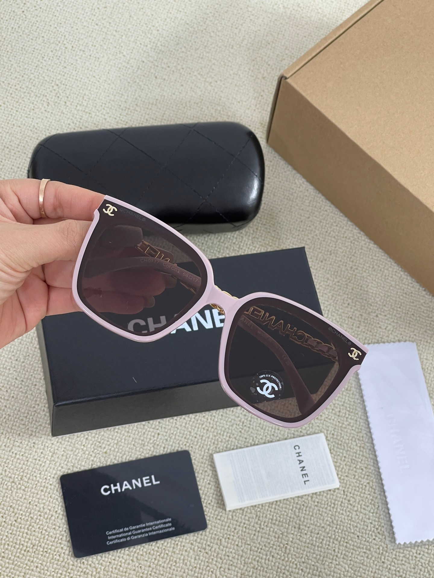 25D8C9E0-2BBC-4699-969C-AC9D64ECAF51