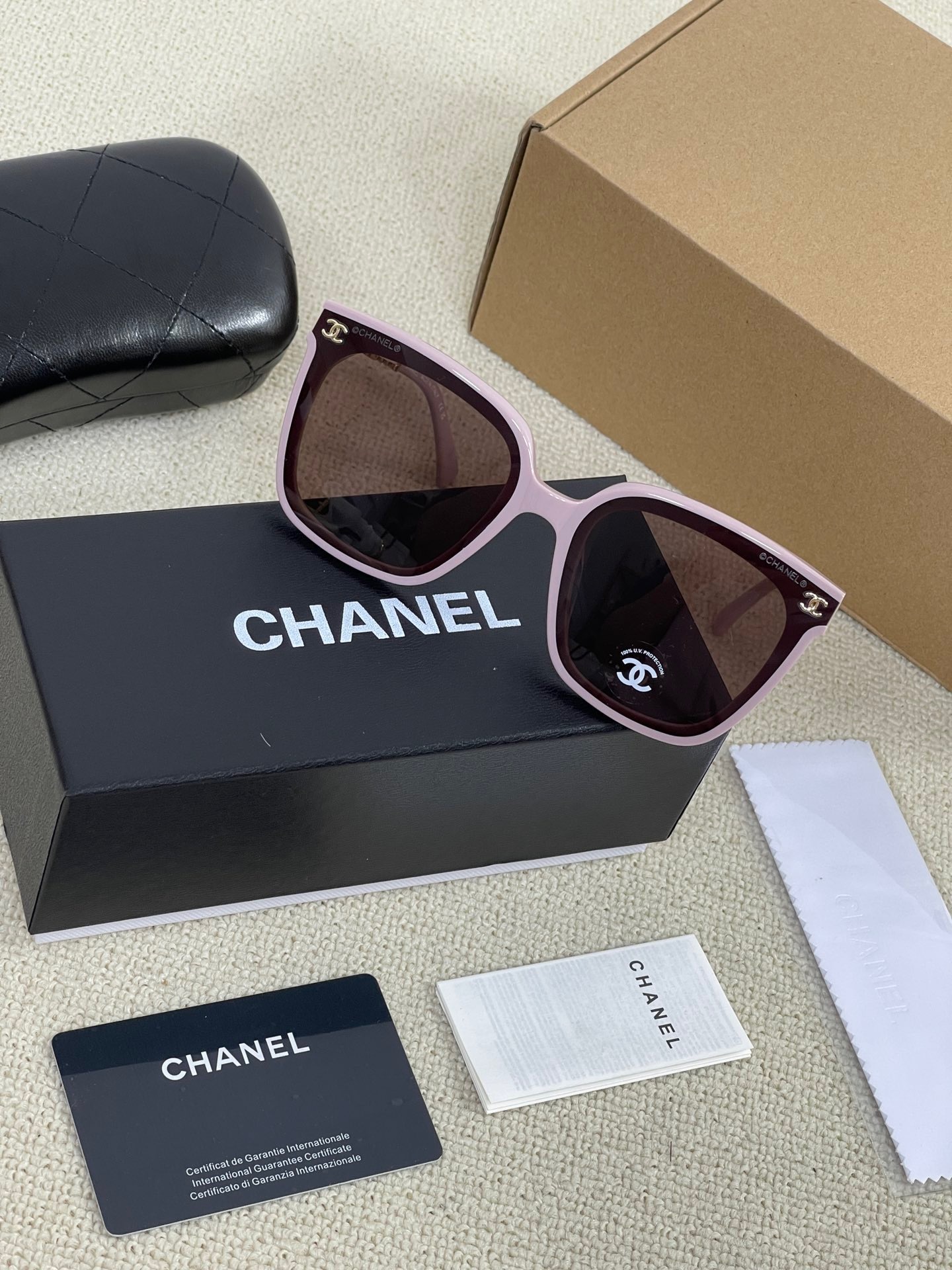 A420F287-41DC-42D9-8024-7B12C790A10E