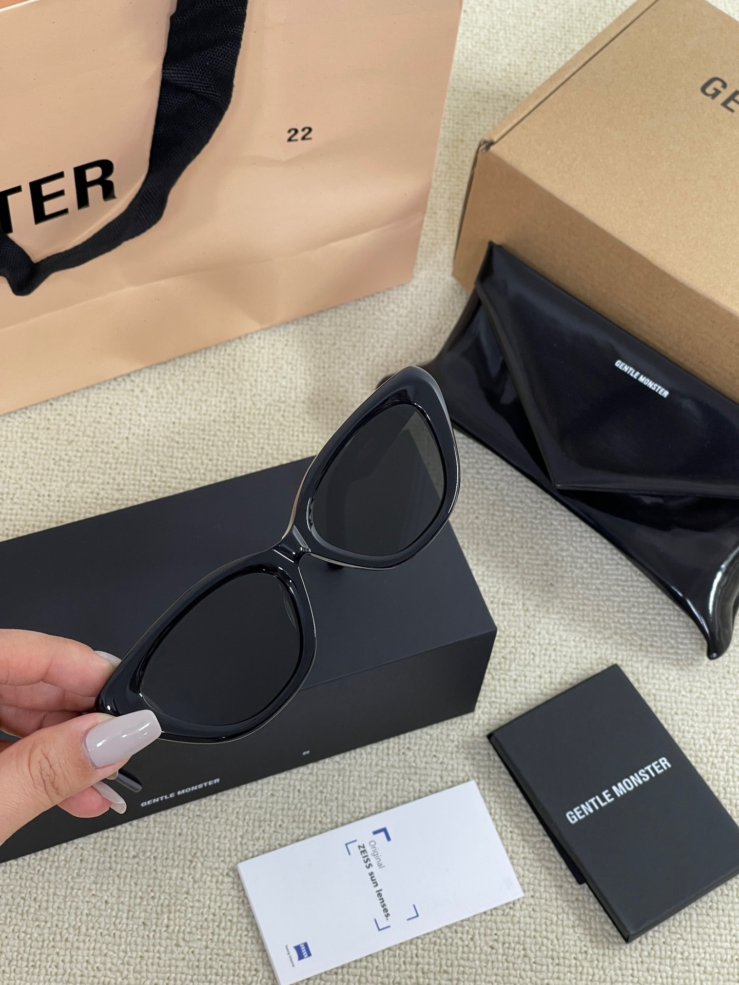 F6813BC7-E73B-4656-8521-02CB34EE2F67