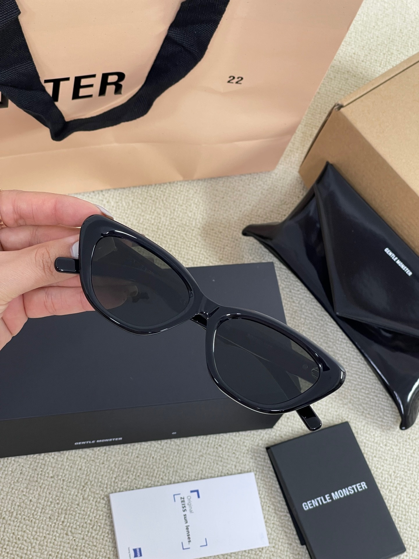 C4739FA6-8D3B-48AA-8F4C-78ED86B3ED1D