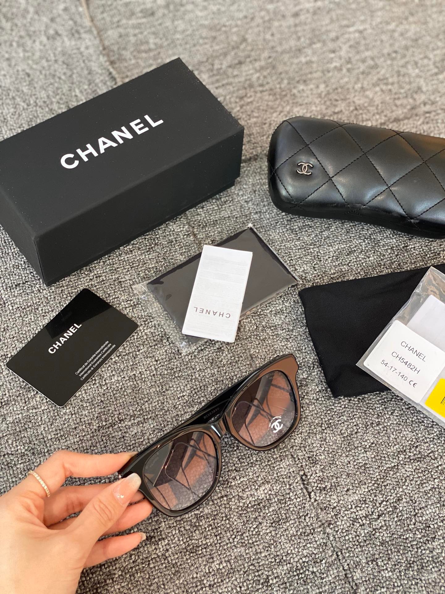 32840E6C-1842-4745-AD8C-BC0A699578C9