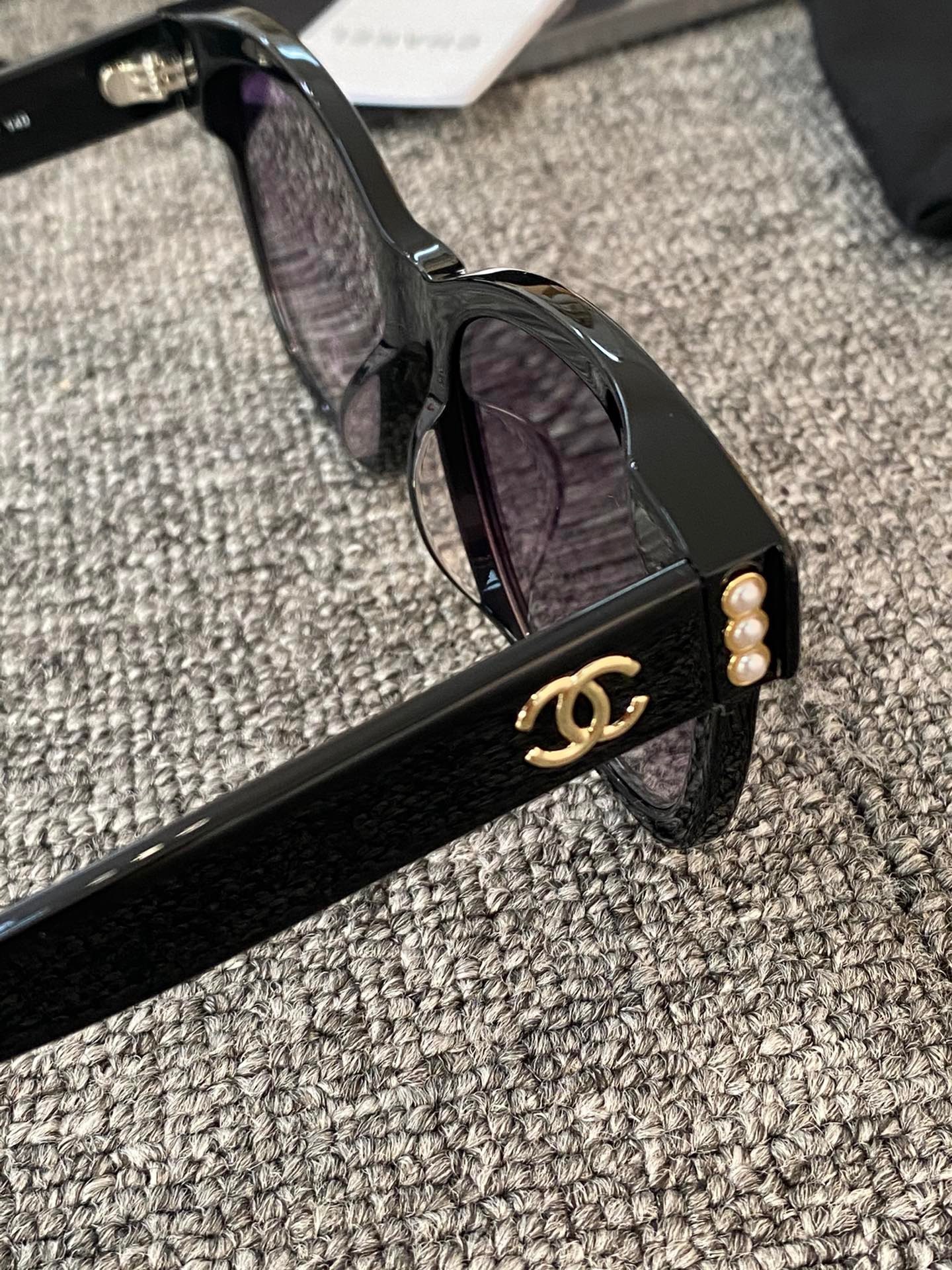 6AAFED2A-E128-4198-BAB0-AEDF1CC15DF2