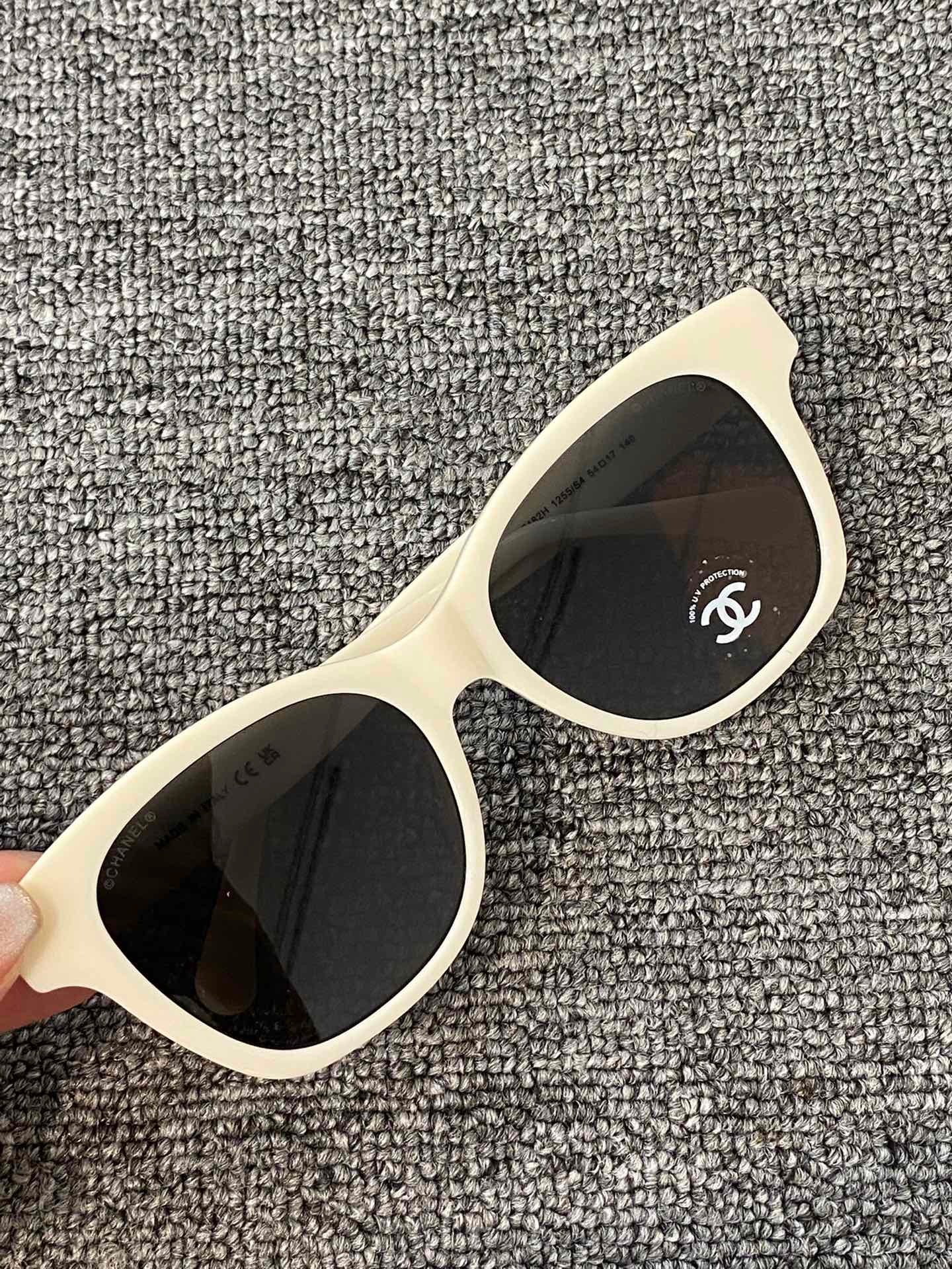 29BE2F7D-4312-4835-A551-675516746AA5