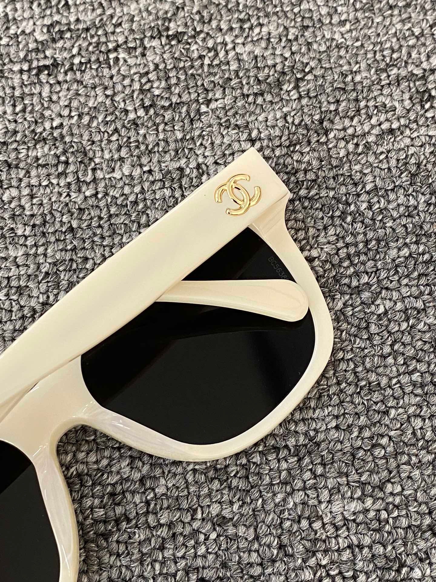 6F01A183-21AF-494A-B581-7747EE6E5050