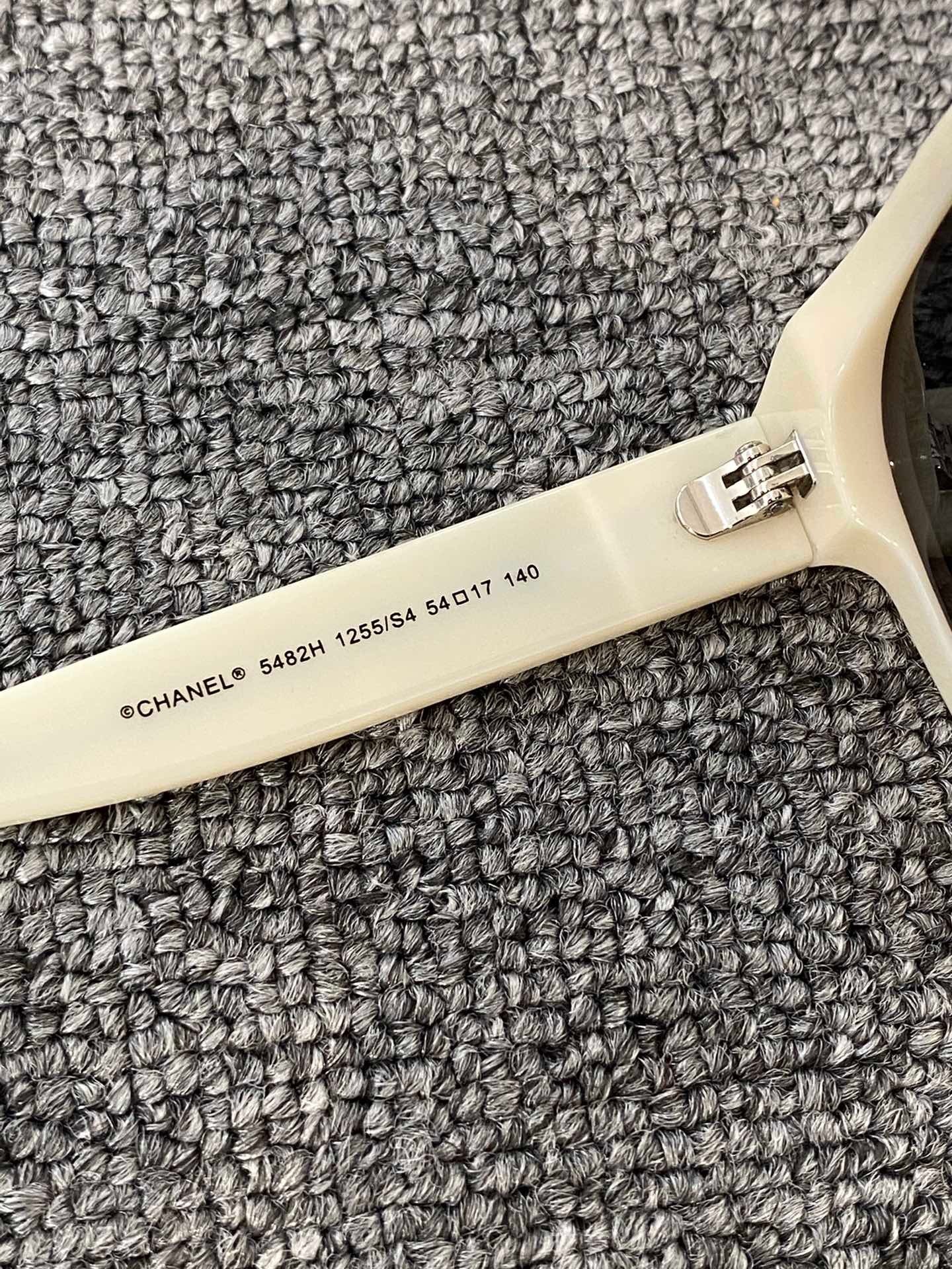 E4206BF6-B7F5-4C3D-8238-2F1FEBAB26E1