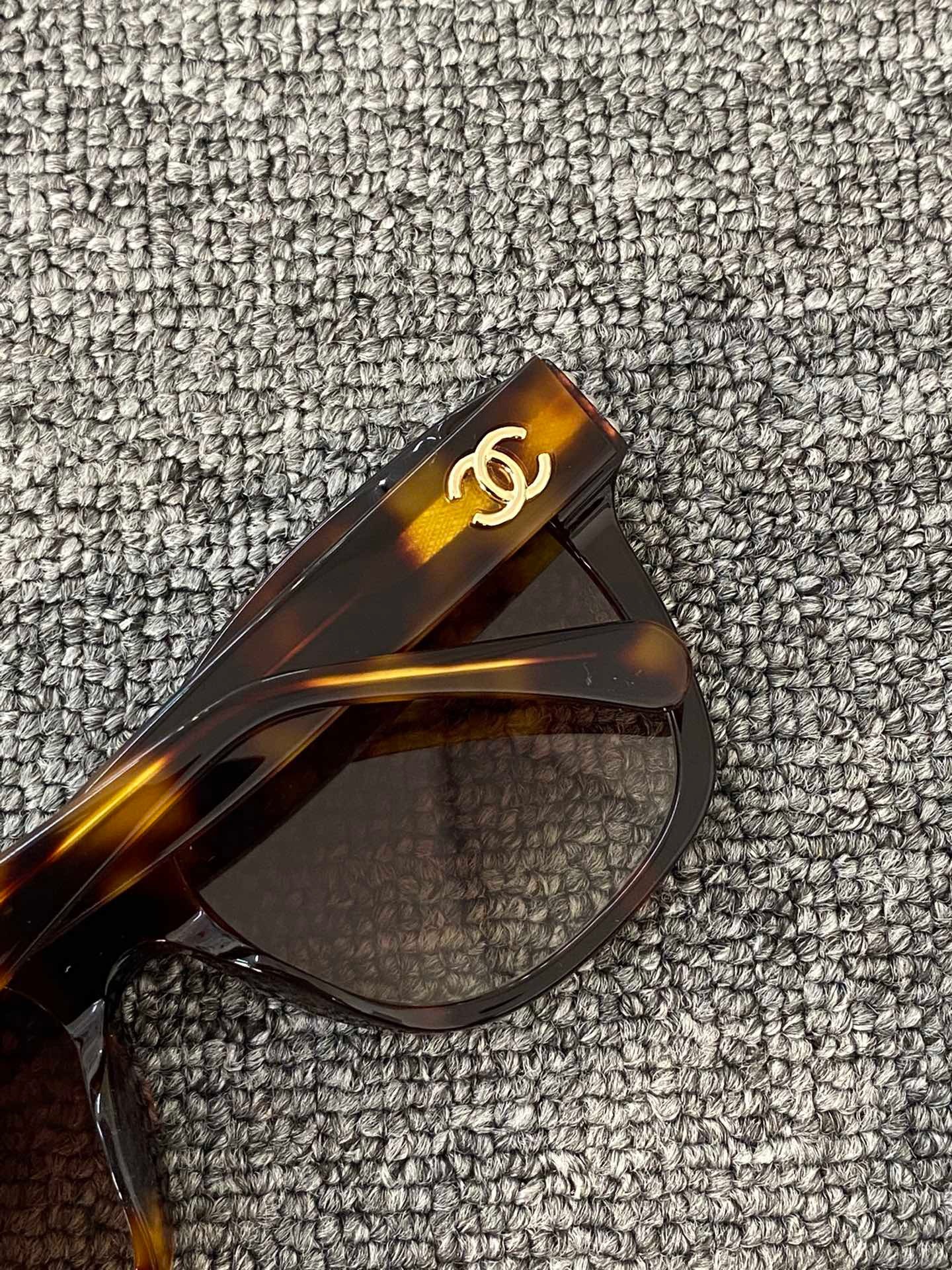 876D7AD8-01C6-4A3C-9B78-A1A559F24DC6