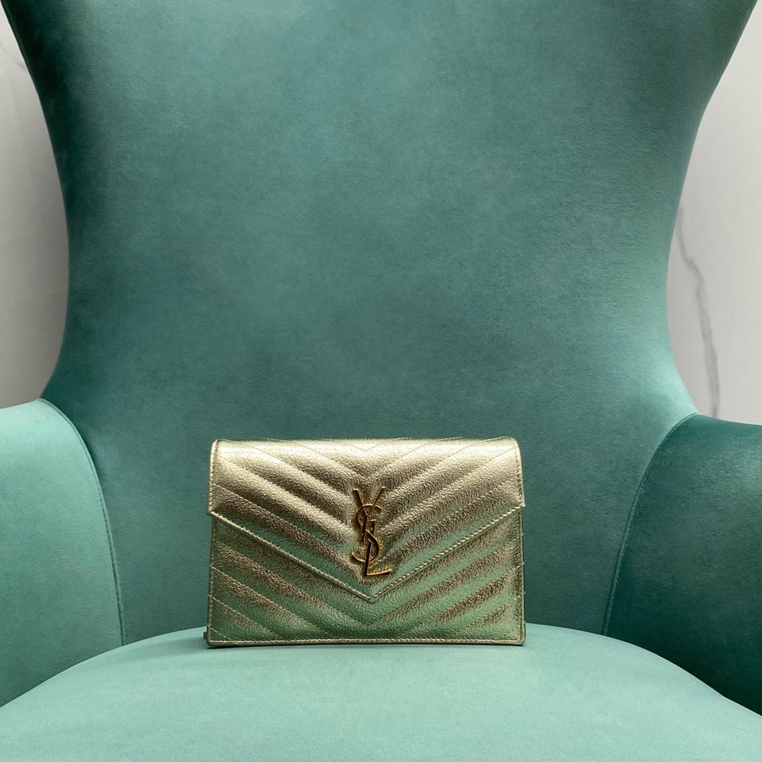 70CC3827-948F-4525-B71D-FC41CCCFD33C