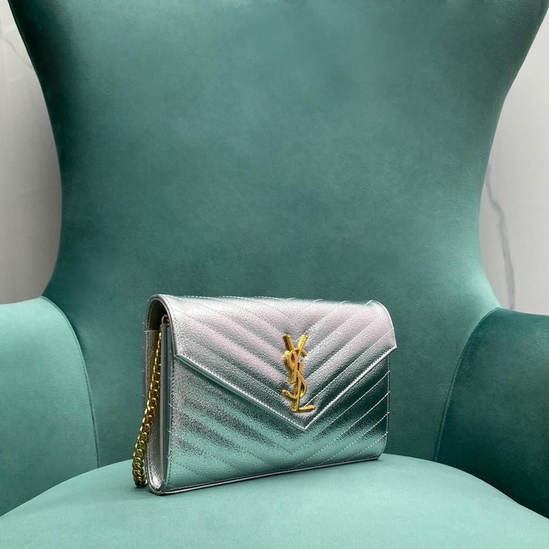 CCEA3CE2-FC76-4149-BA63-30D1F6432DA3