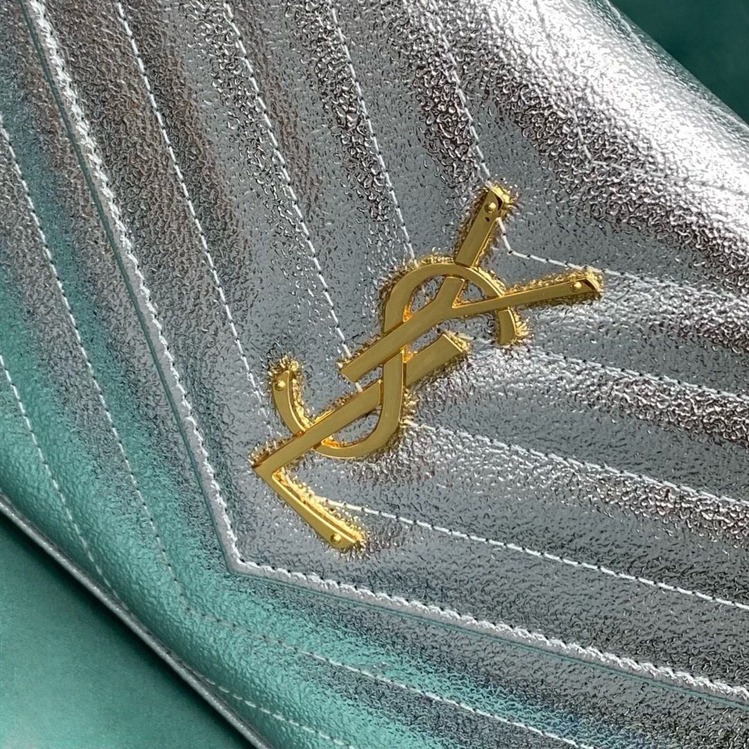 7C7483D2-5180-4A8A-9659-A8C627192A69