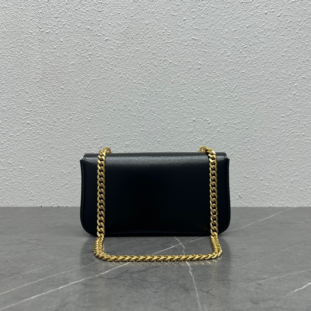 F368B6EE-14C0-4A73-8598-ADDD948257C2