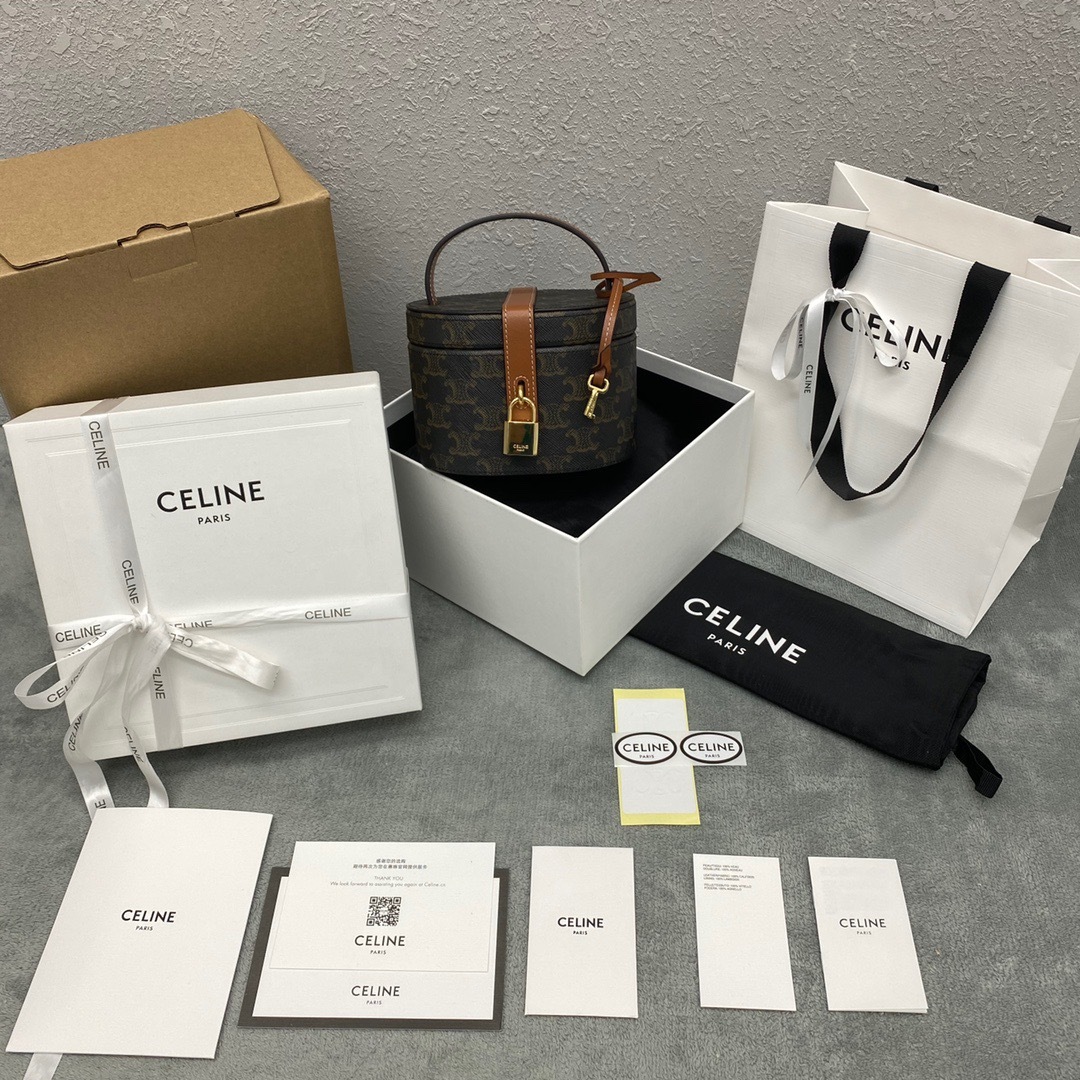 6A51DBA4-2730-4540-B35B-663DB32CC68C