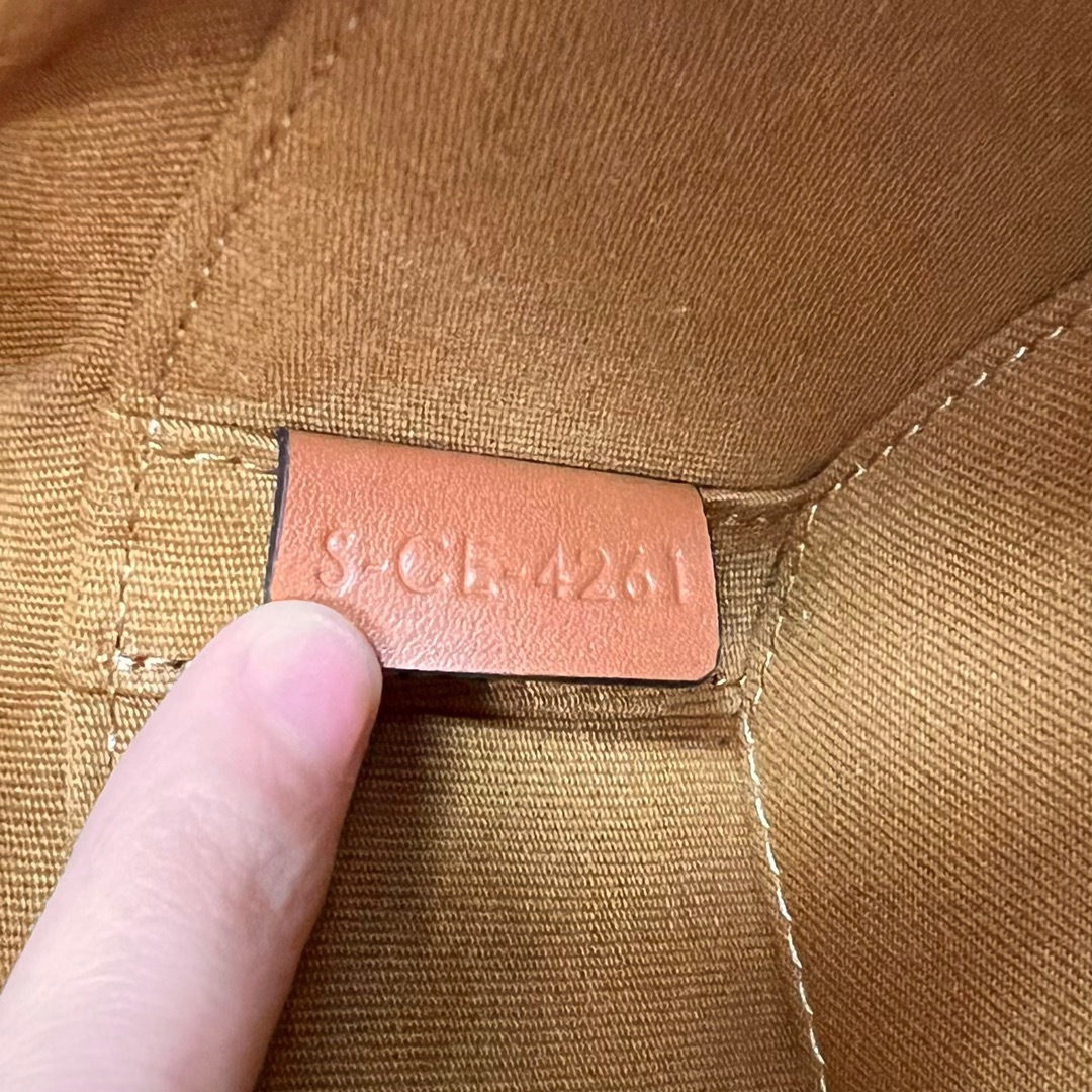 A2643E90-76A2-4703-8E1A-46450E93B002