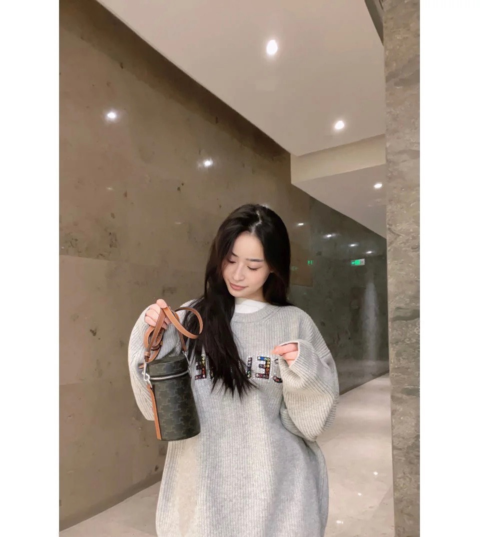 BA84BA09-BD48-4C8E-904A-2EAC018B77B5