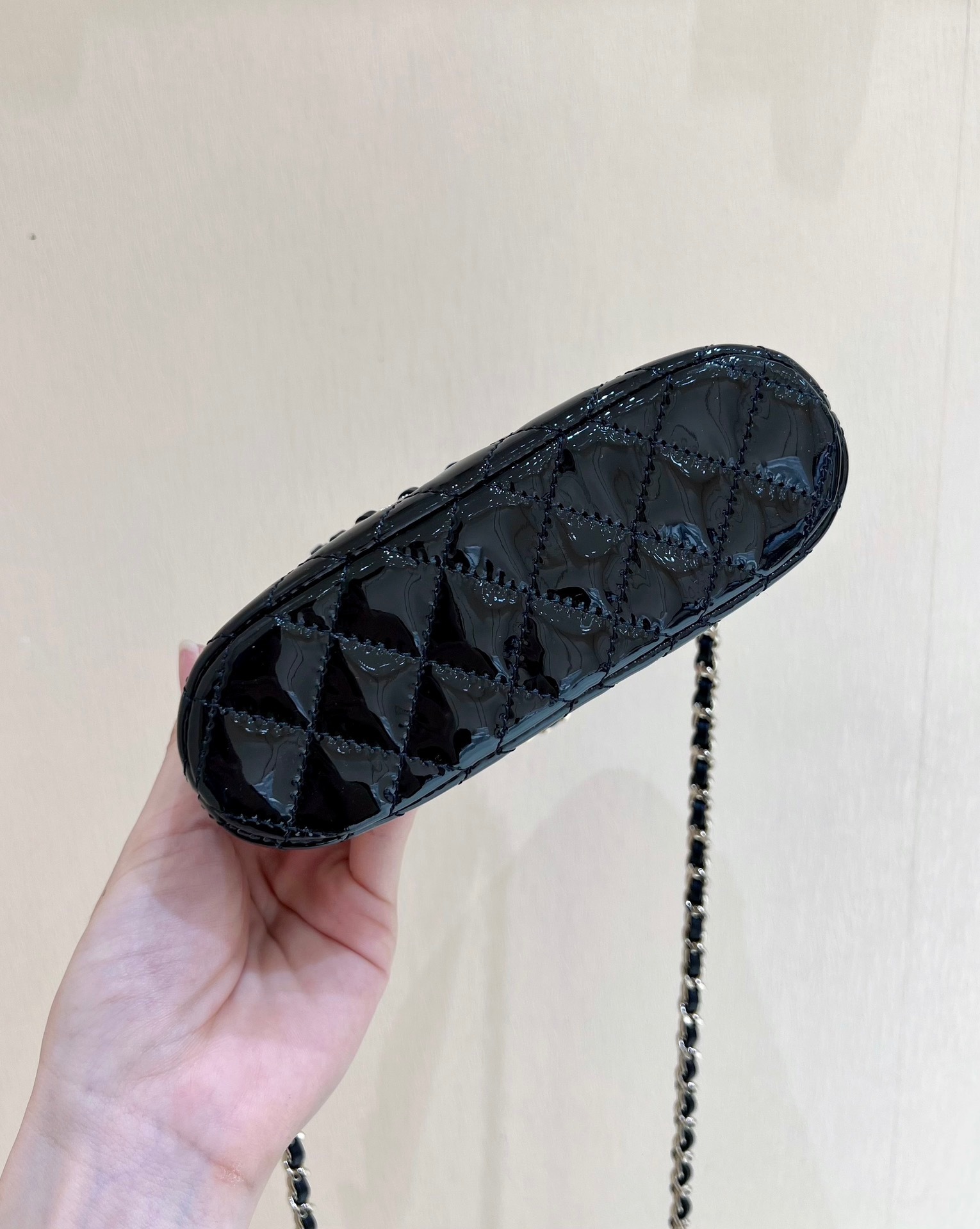 7616FC29-BCD2-405C-8BCD-853ACAA74A74