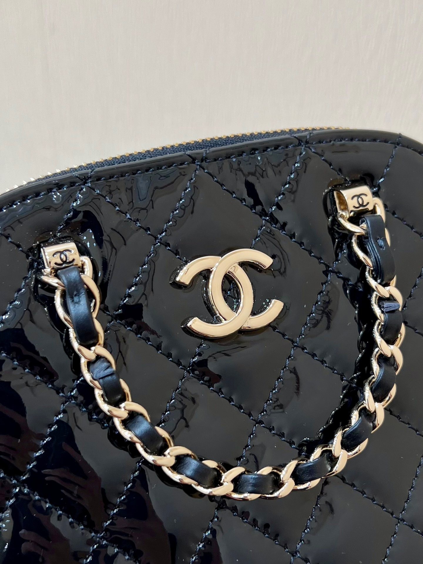 884225D9-8720-4419-86DE-F2D8899F6F20