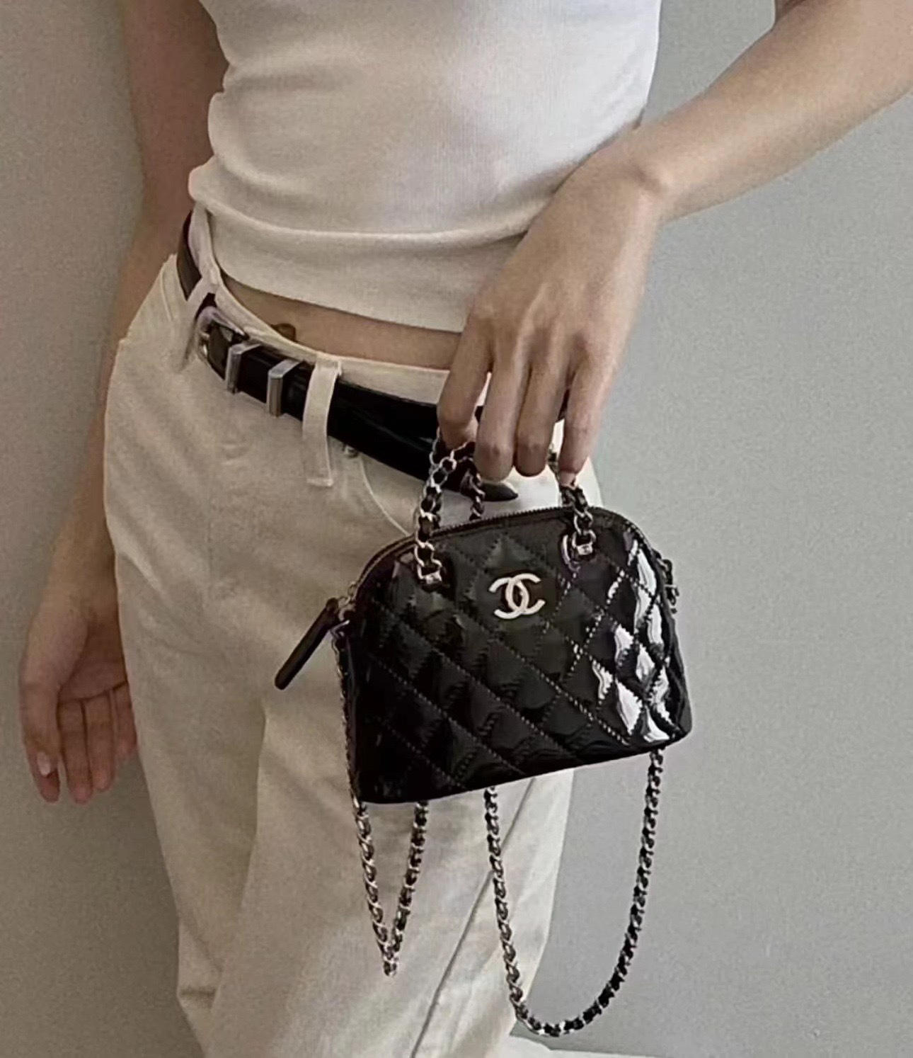 0F33FE9E-32B7-43F5-8FE0-3B5B280085BE