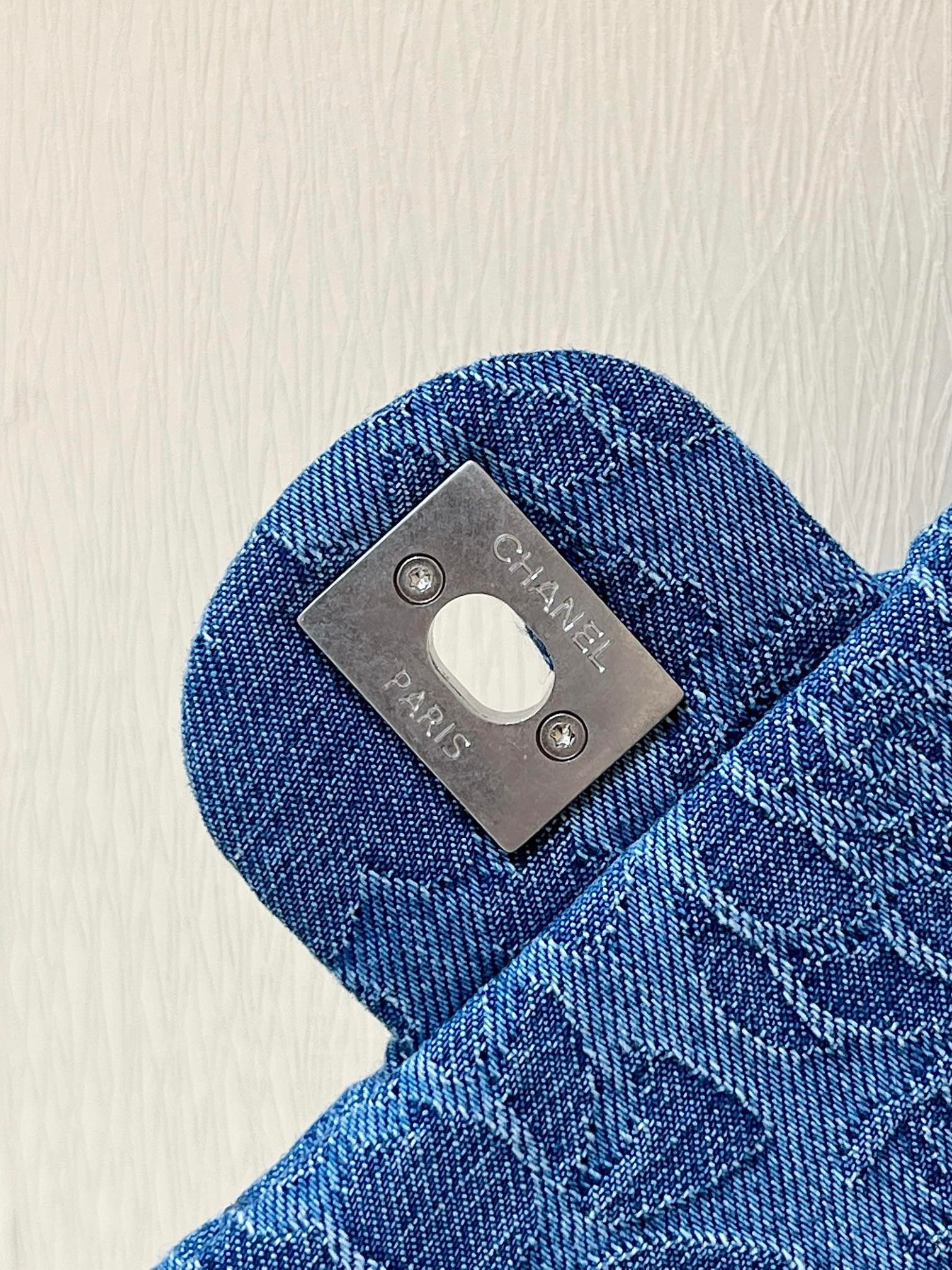 7620B1DA-1165-4260-AADD-3226C4BFDA3A