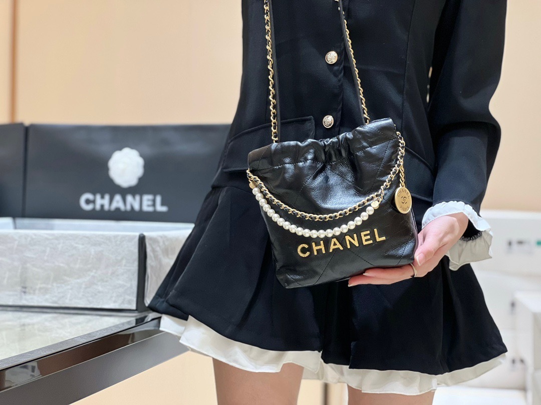 73242C7C-9955-421E-90B9-E8911EF69315