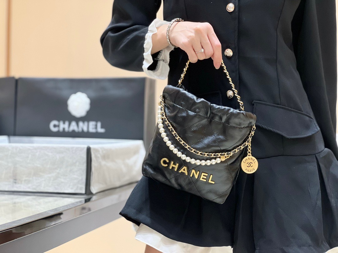 52F29C4E-3FEF-4851-A161-FC2CB89E278C