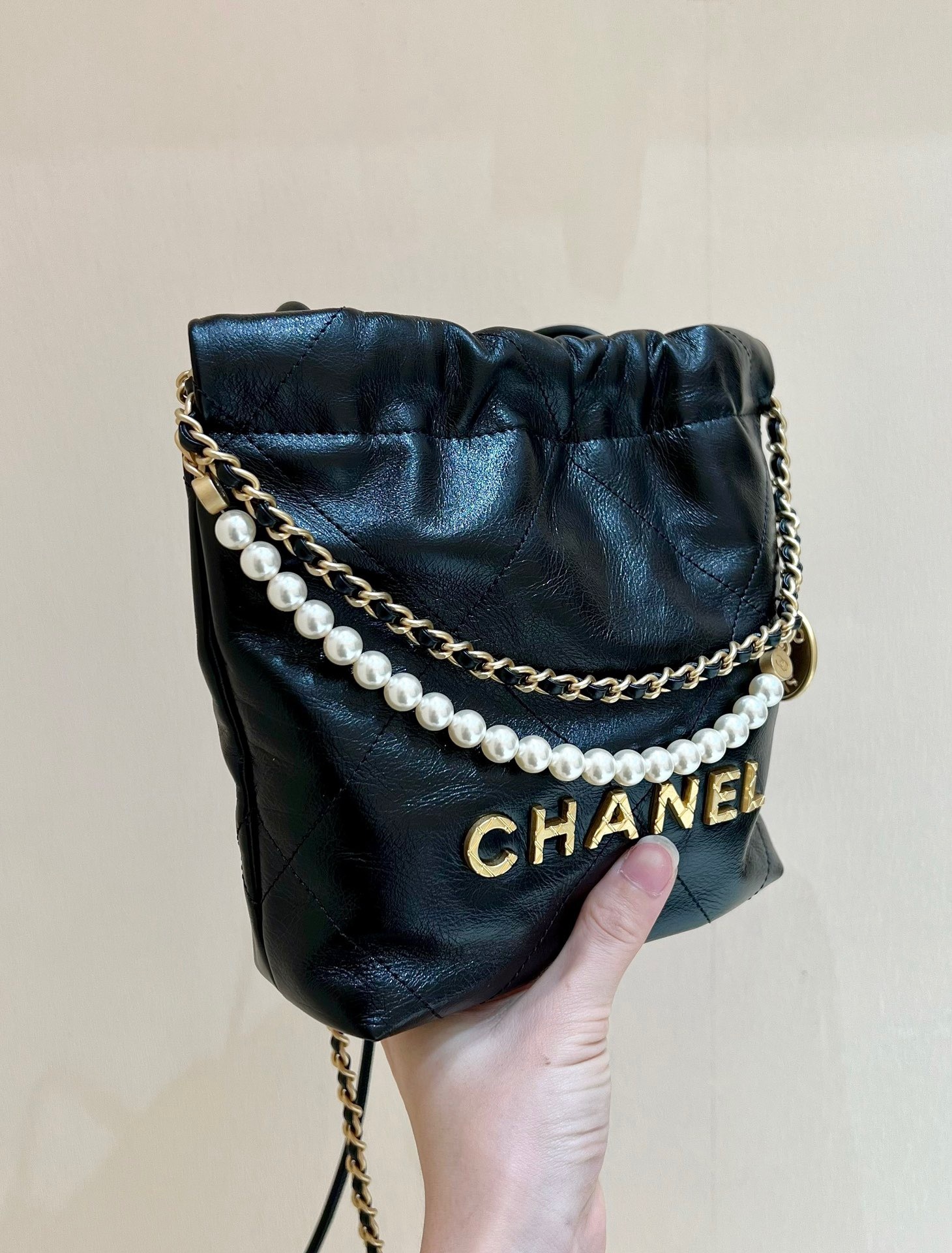 ADC29C04-8DA5-4A03-8BE7-A6DC0F86D0FC