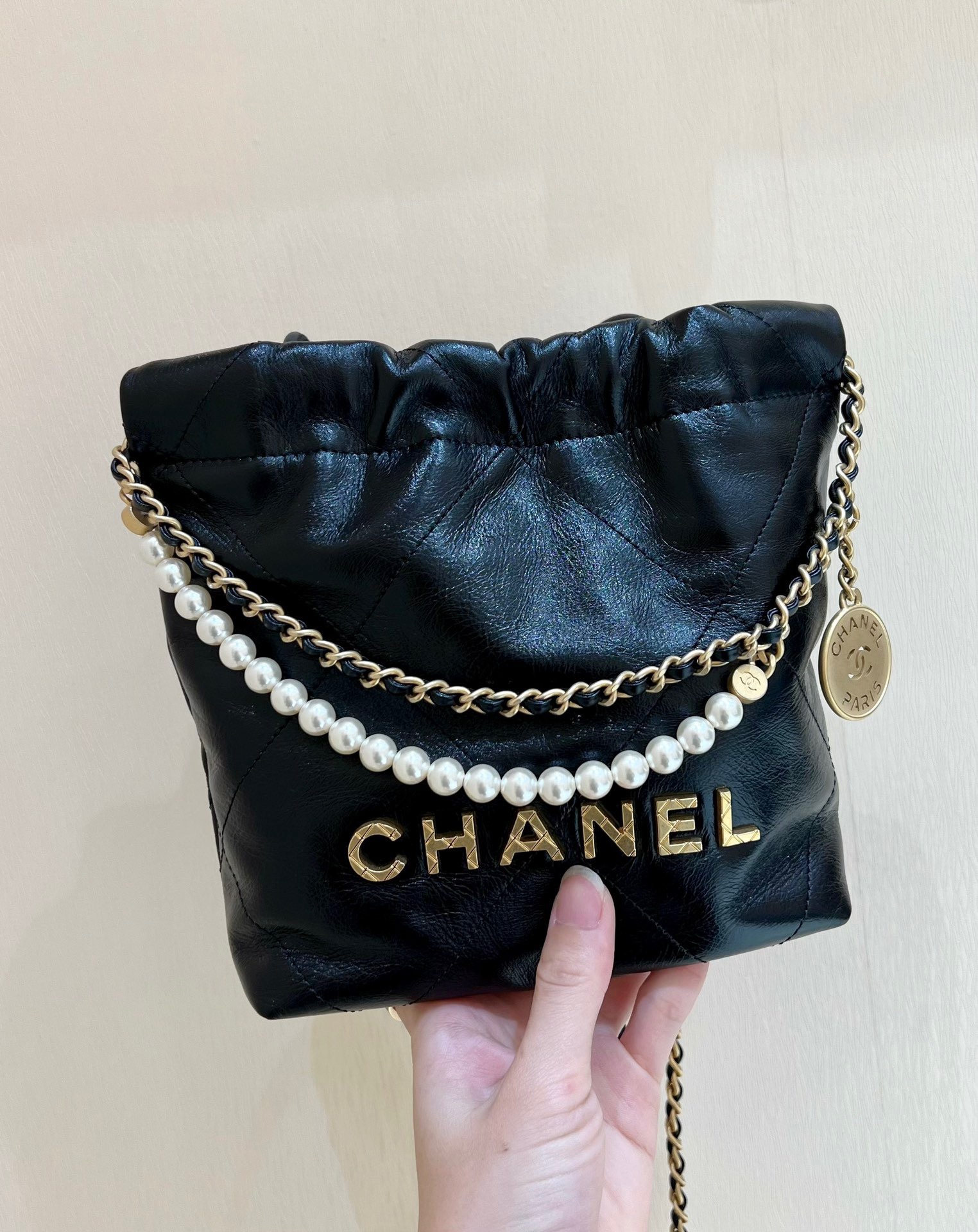 2C5AFD19-B0D5-463C-81D3-379DECFC940E