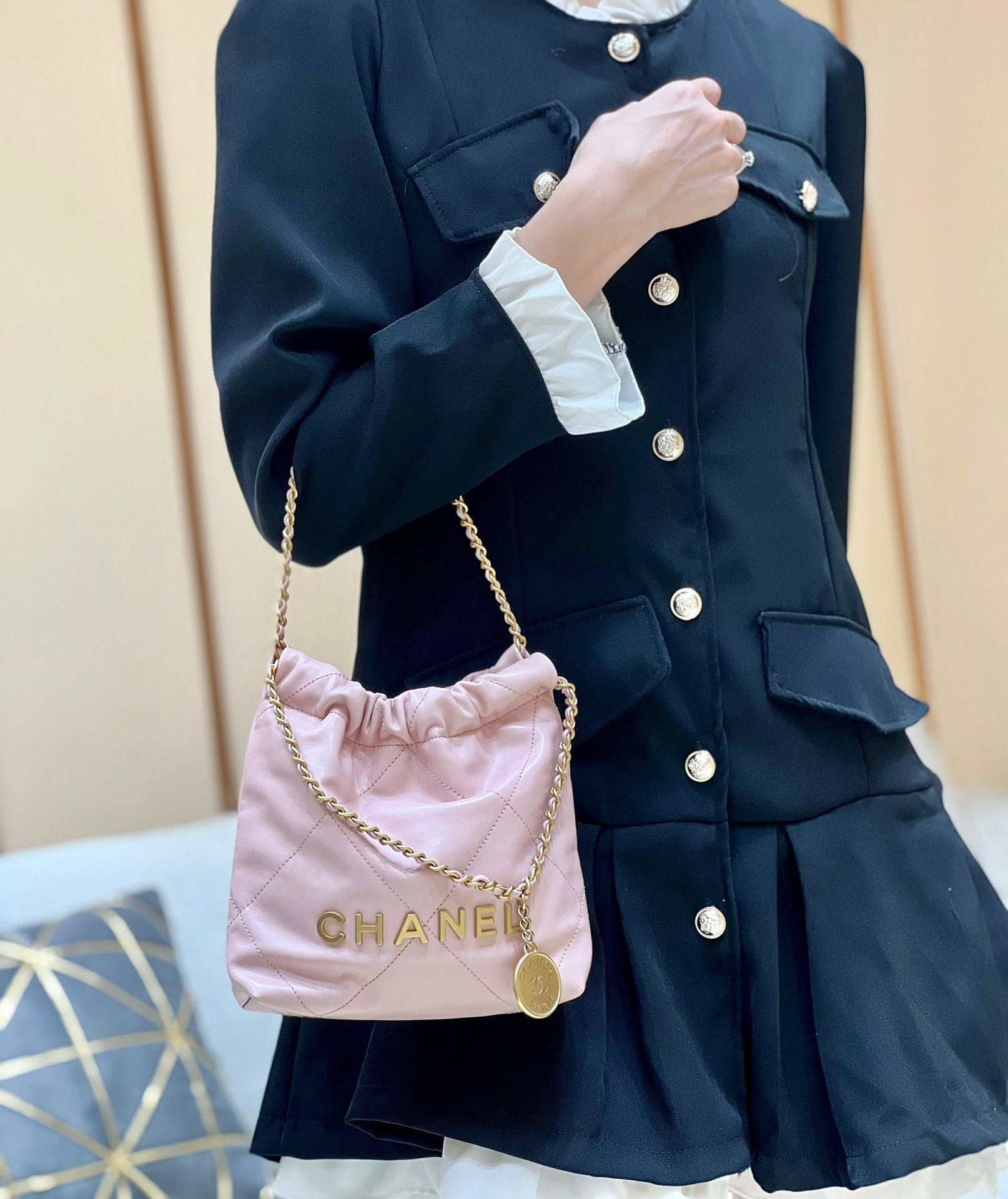 24CE7F30-4ABB-4D98-B7FB-417CB1CFA4E4