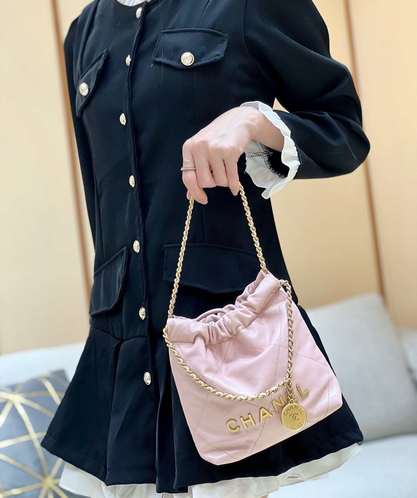 8C9DEE21-7A59-4F3D-8A5E-5201E34FBDE8