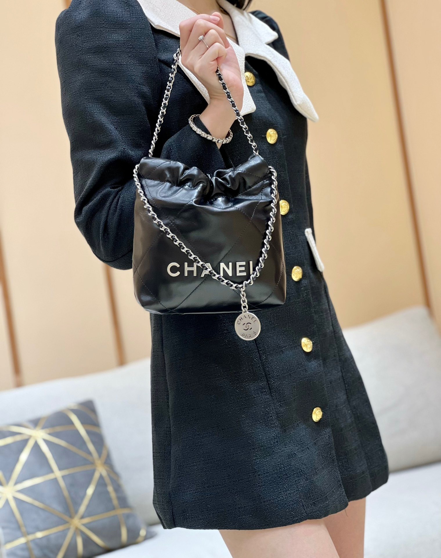 EA1ED3A5-5D8D-4001-B7FE-A2F468AE9549