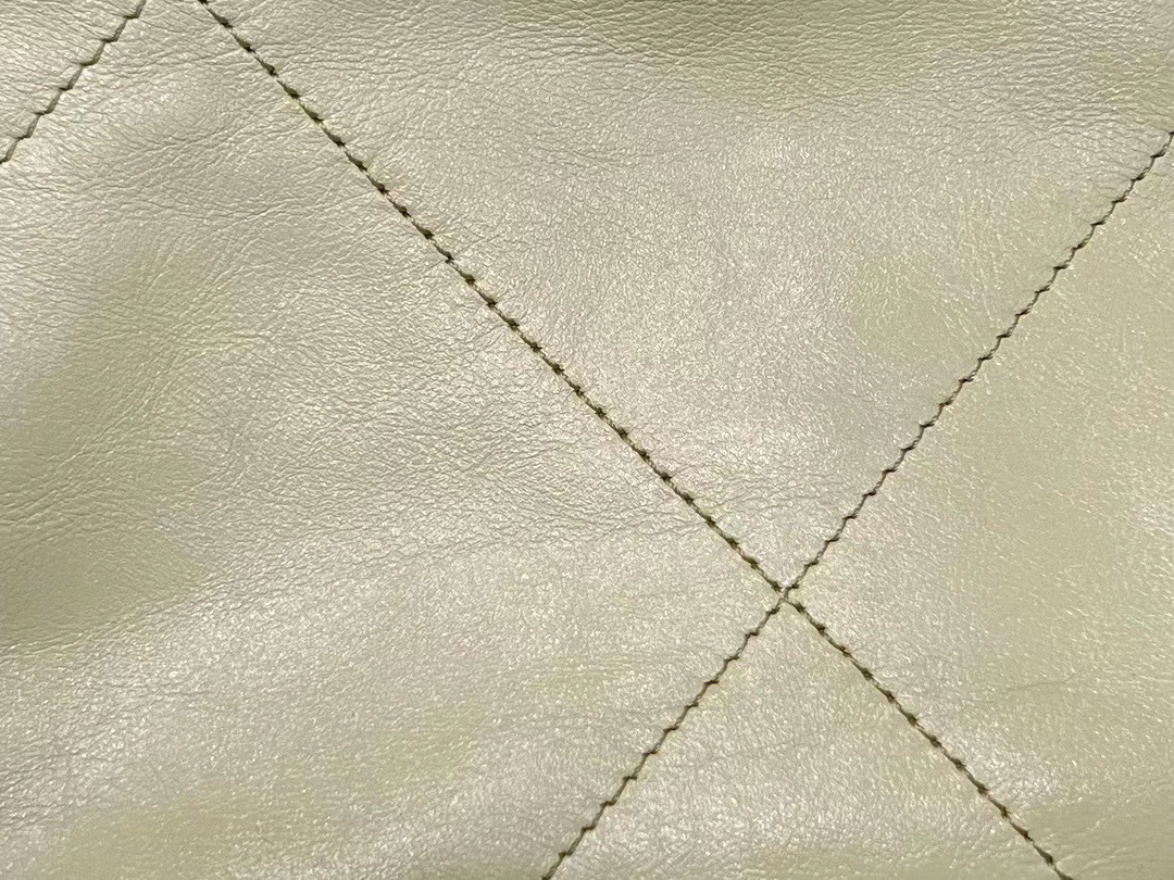 747FE729-43A4-442C-A760-B099ACA63F52